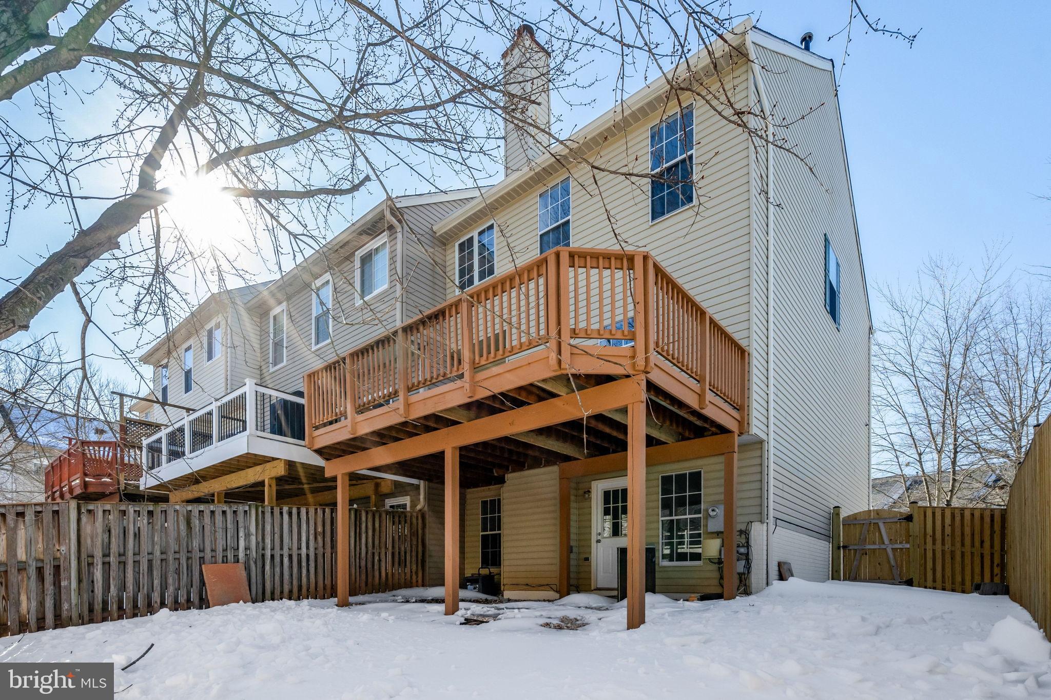 POTOMAC LAKES - Residential