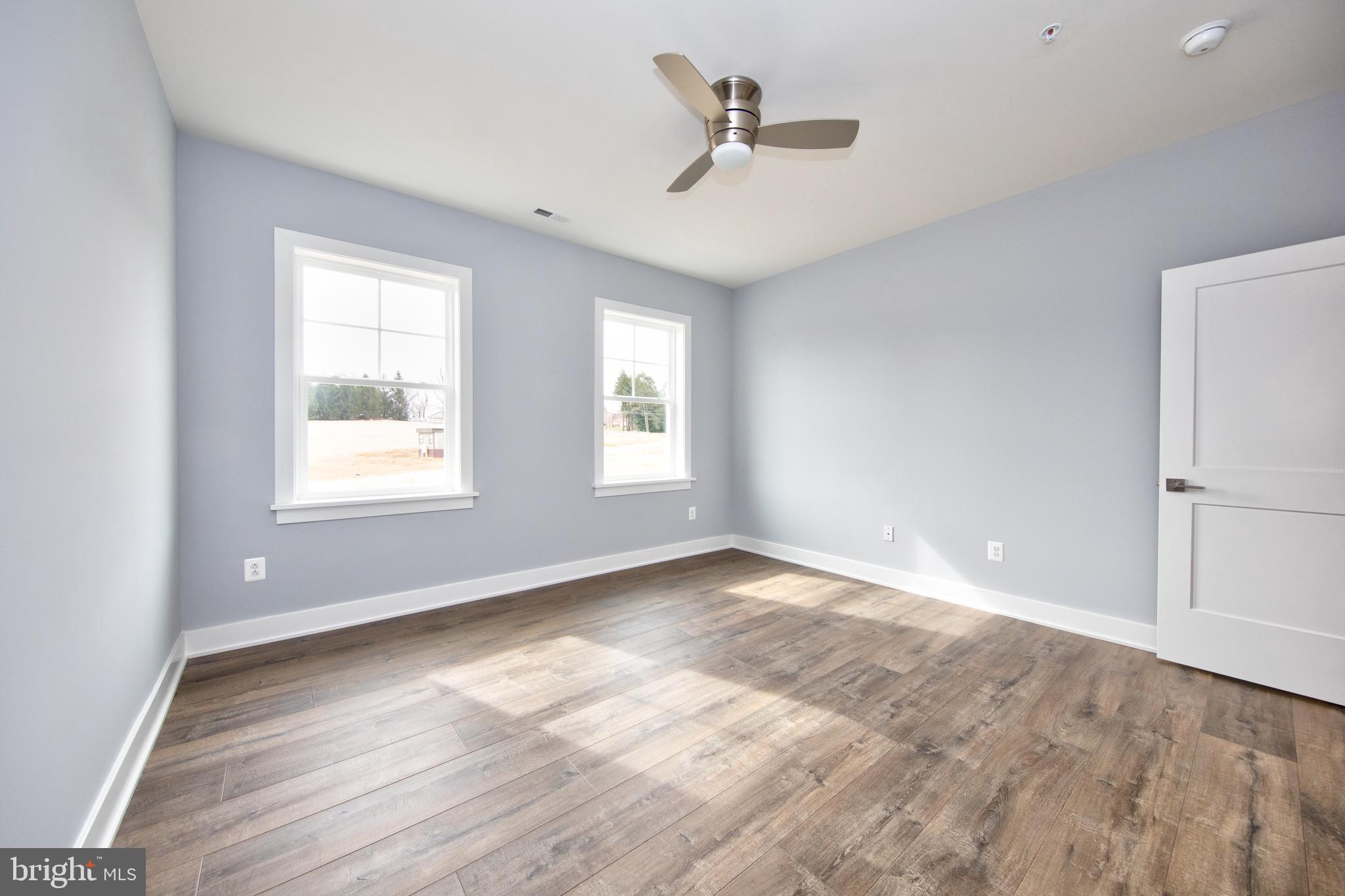 HAHN'S MEADOW - Residential