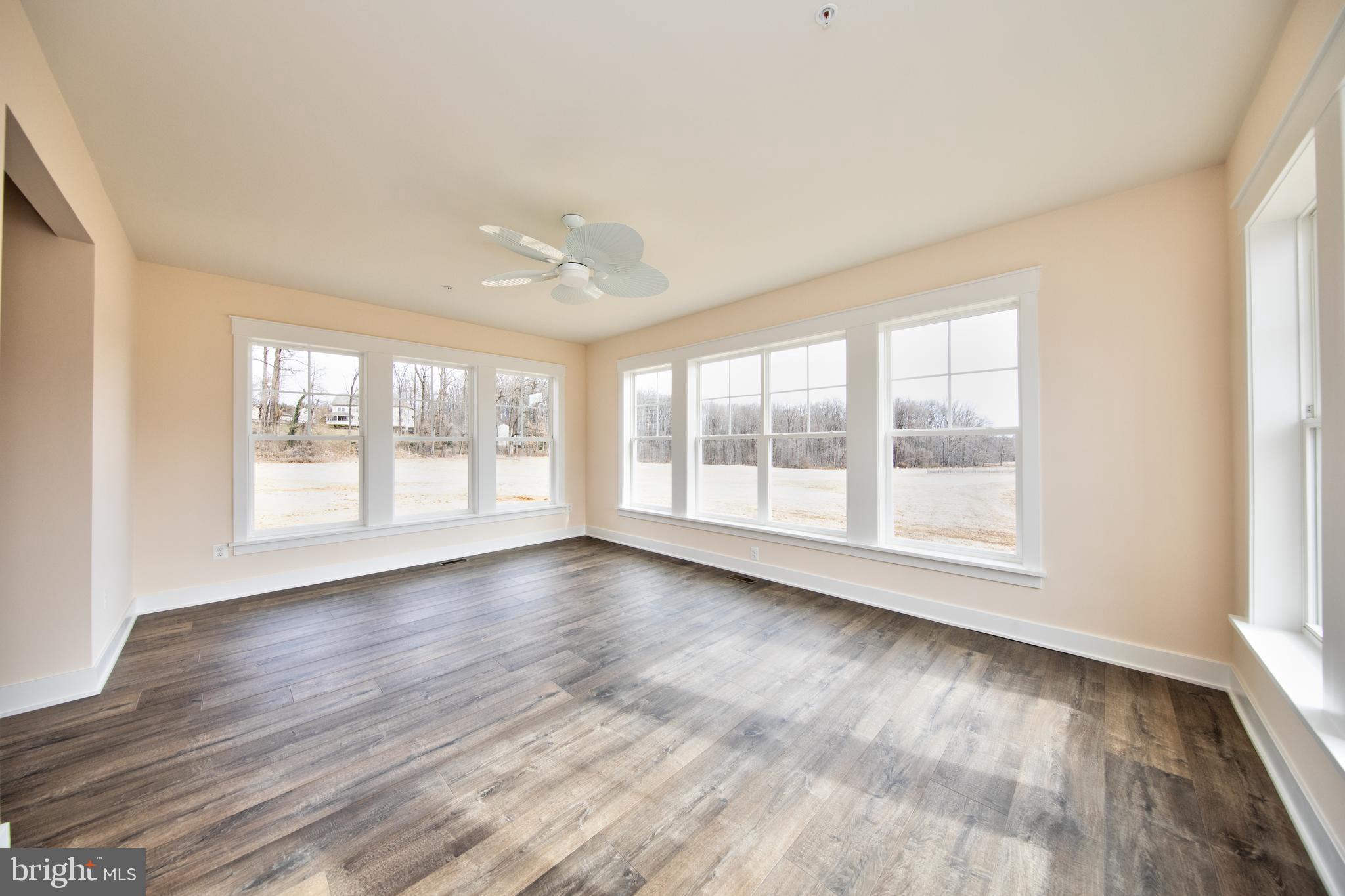 HAHN'S MEADOW - Residential