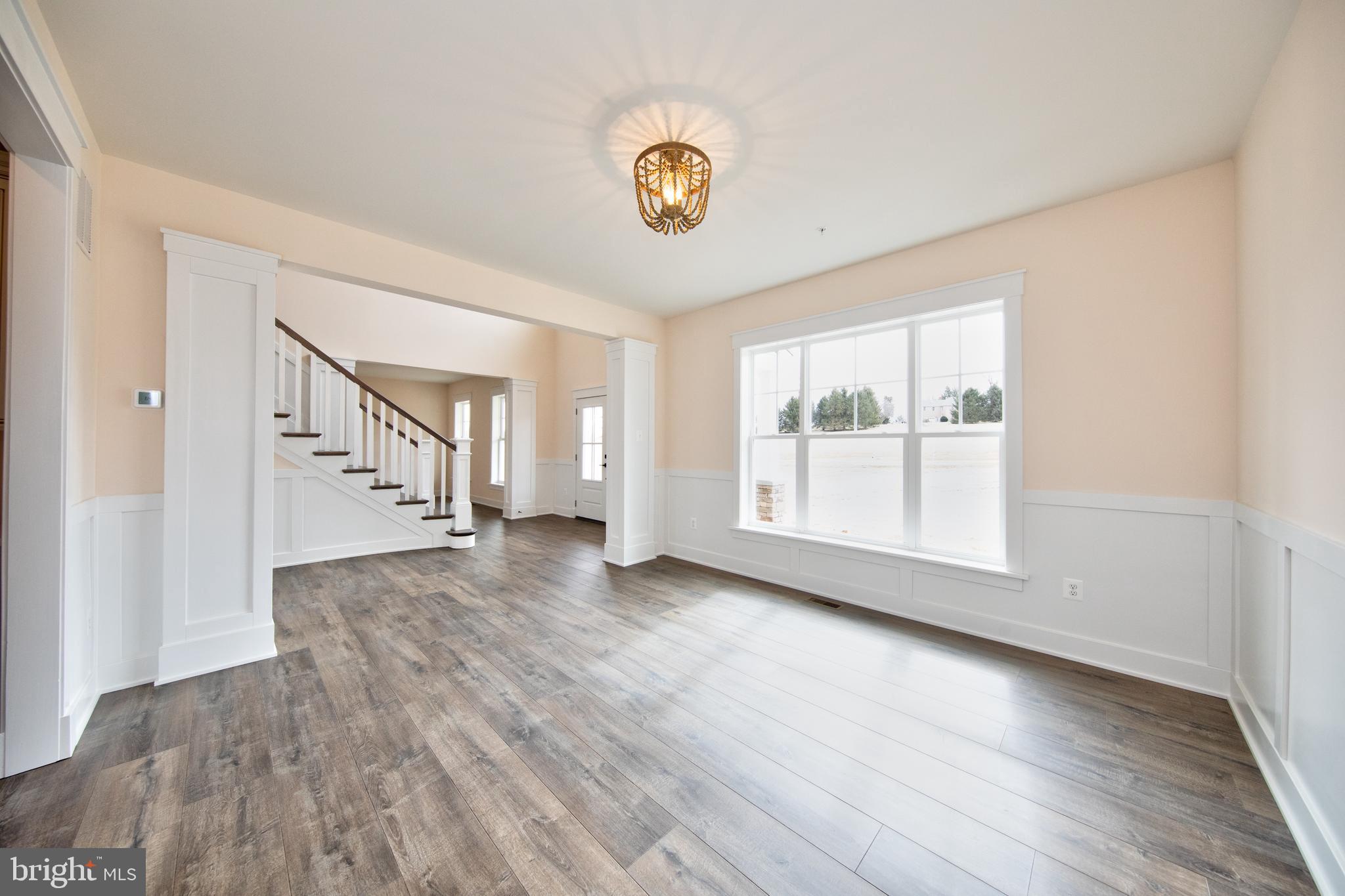 HAHN'S MEADOW - Residential