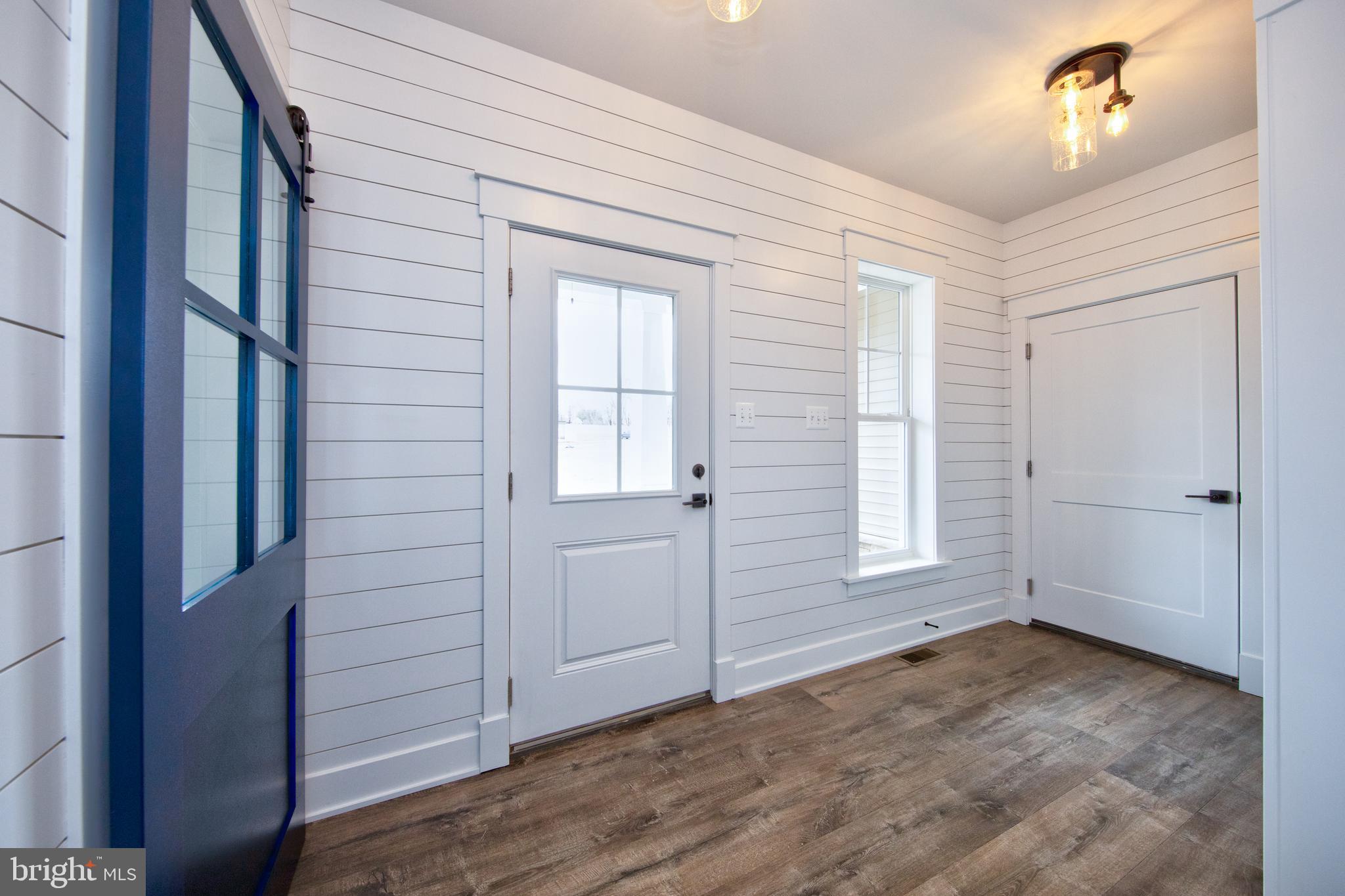 HAHN'S MEADOW - Residential