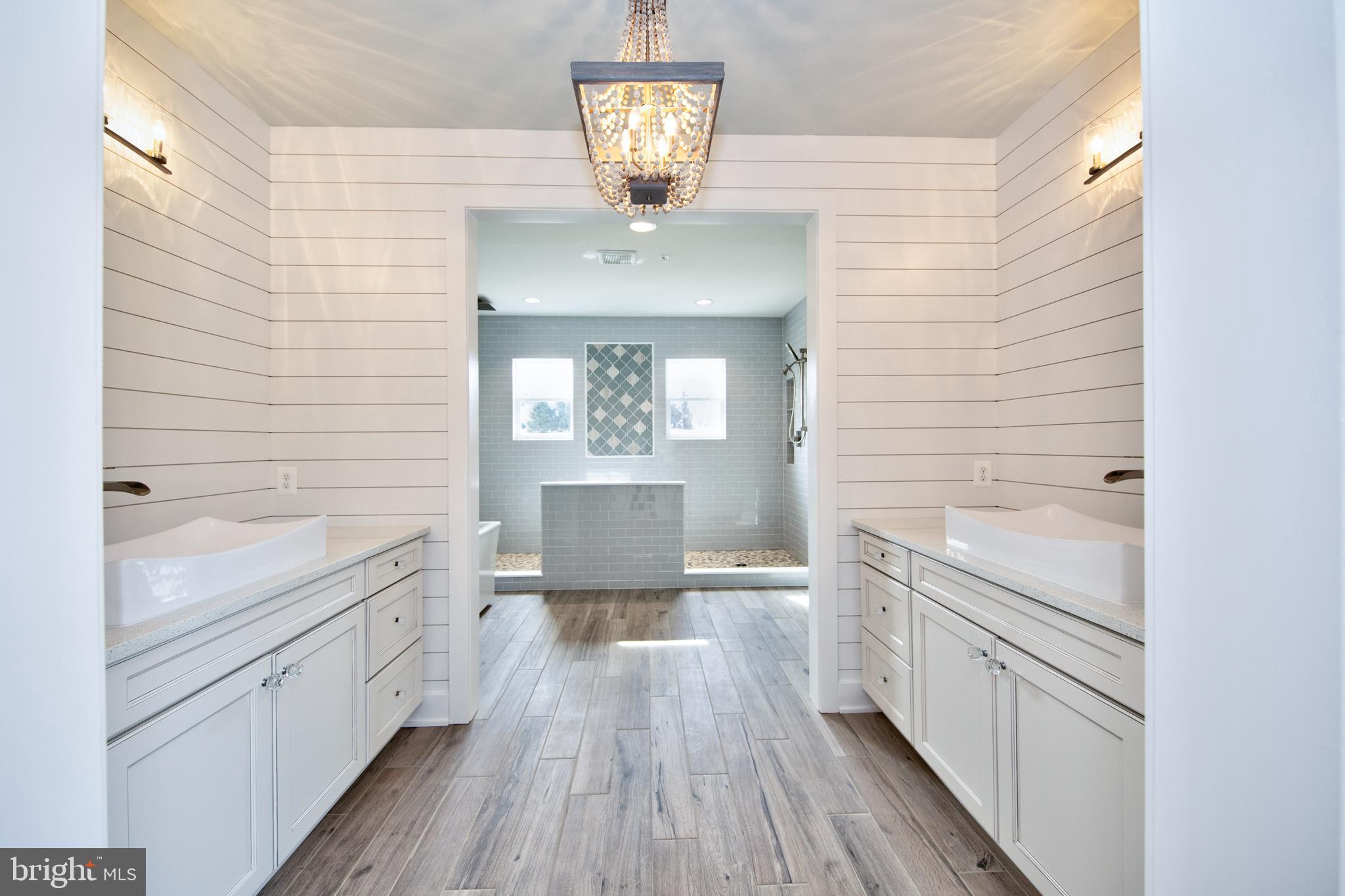 HAHN'S MEADOW - Residential