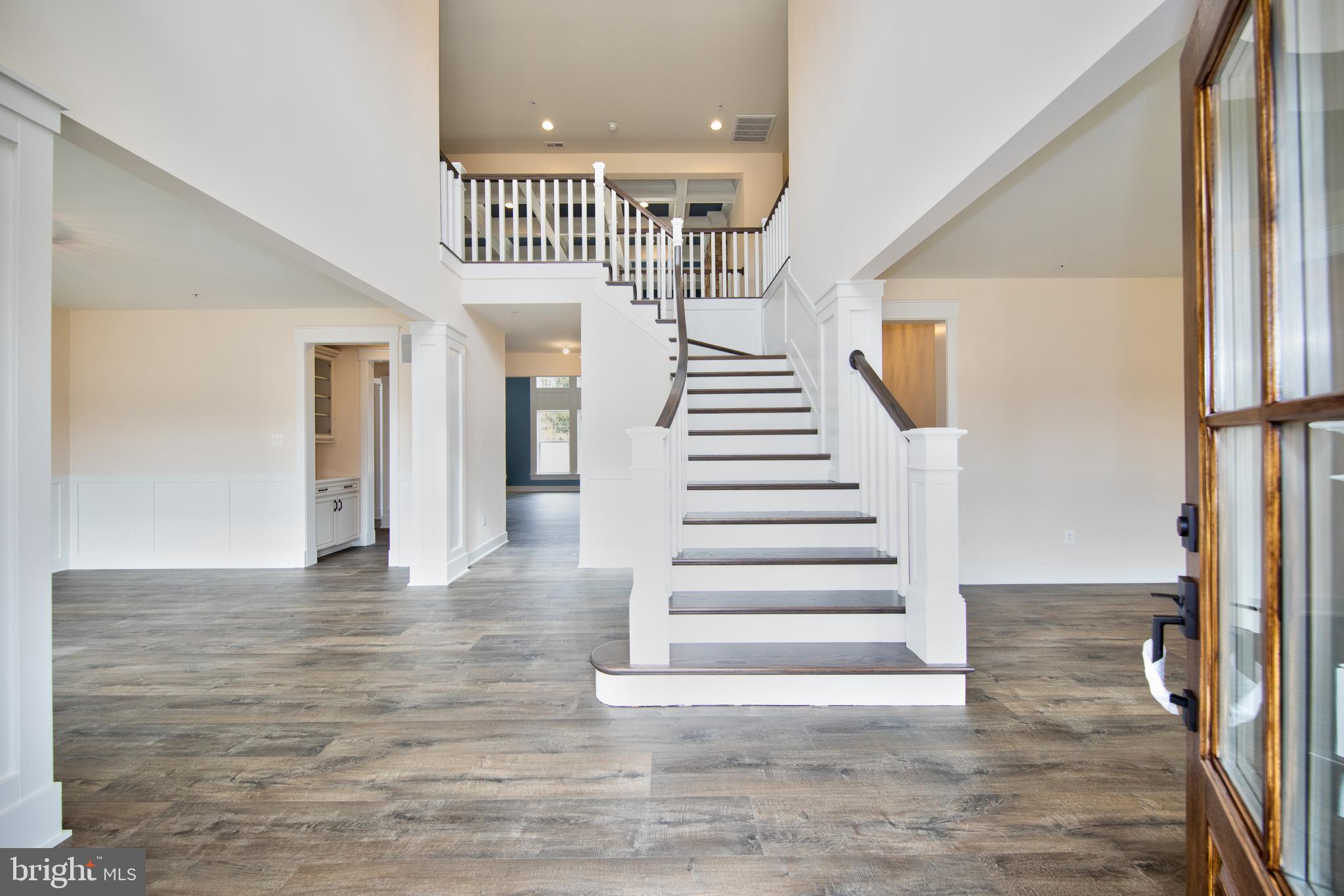 HAHN'S MEADOW - Residential