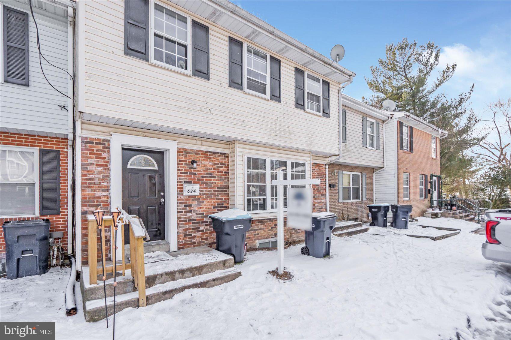 HARFORD SQUARE - Residential