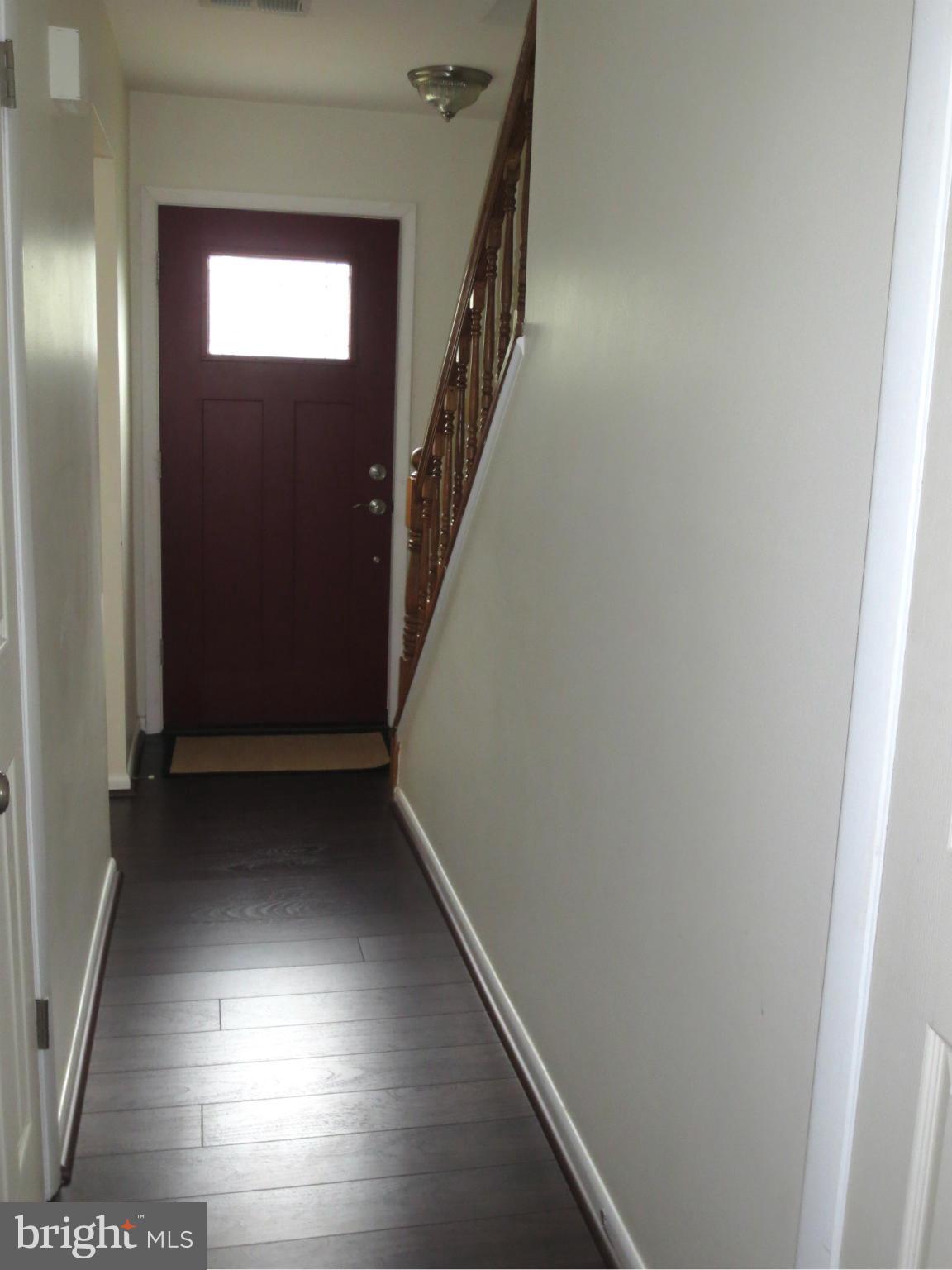 KINGSBRIDGE COURT - Residential Lease