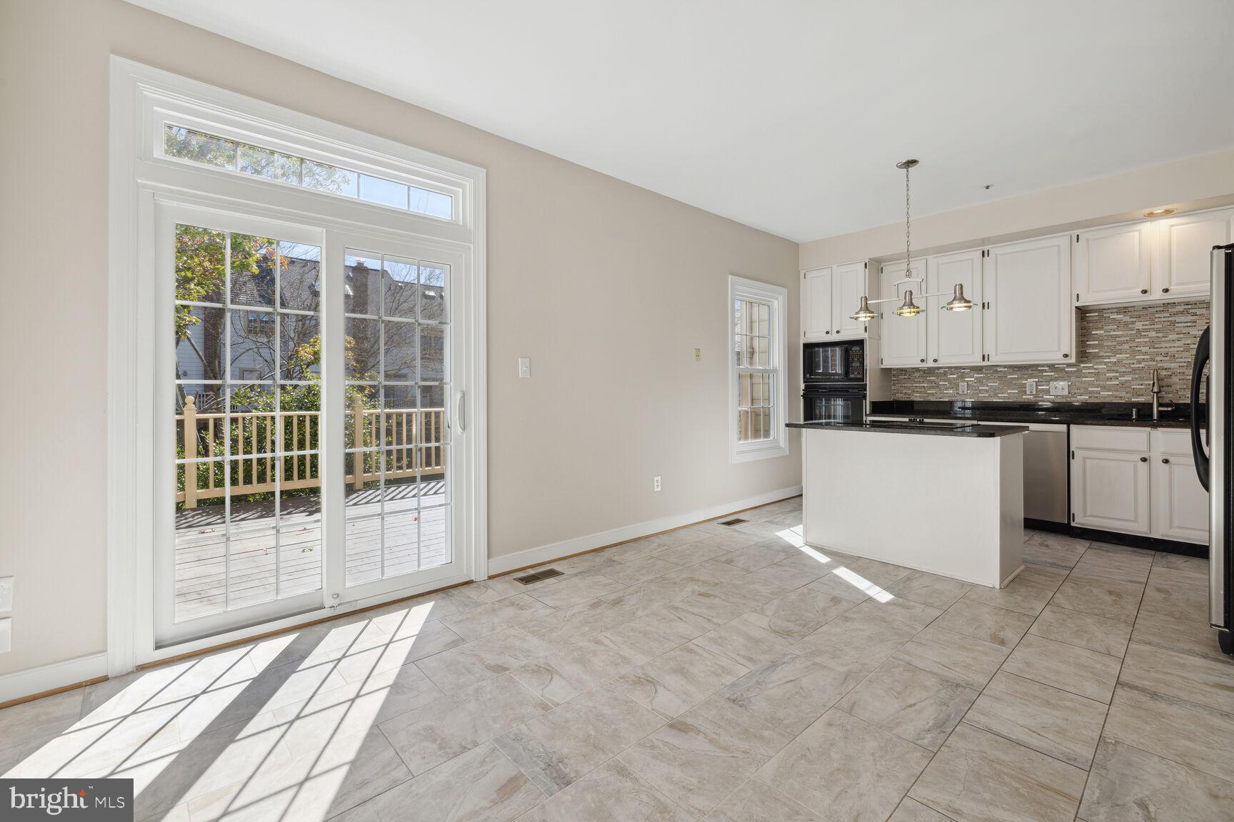 QUINCE ORCHARD KNOLLS - Residential Lease