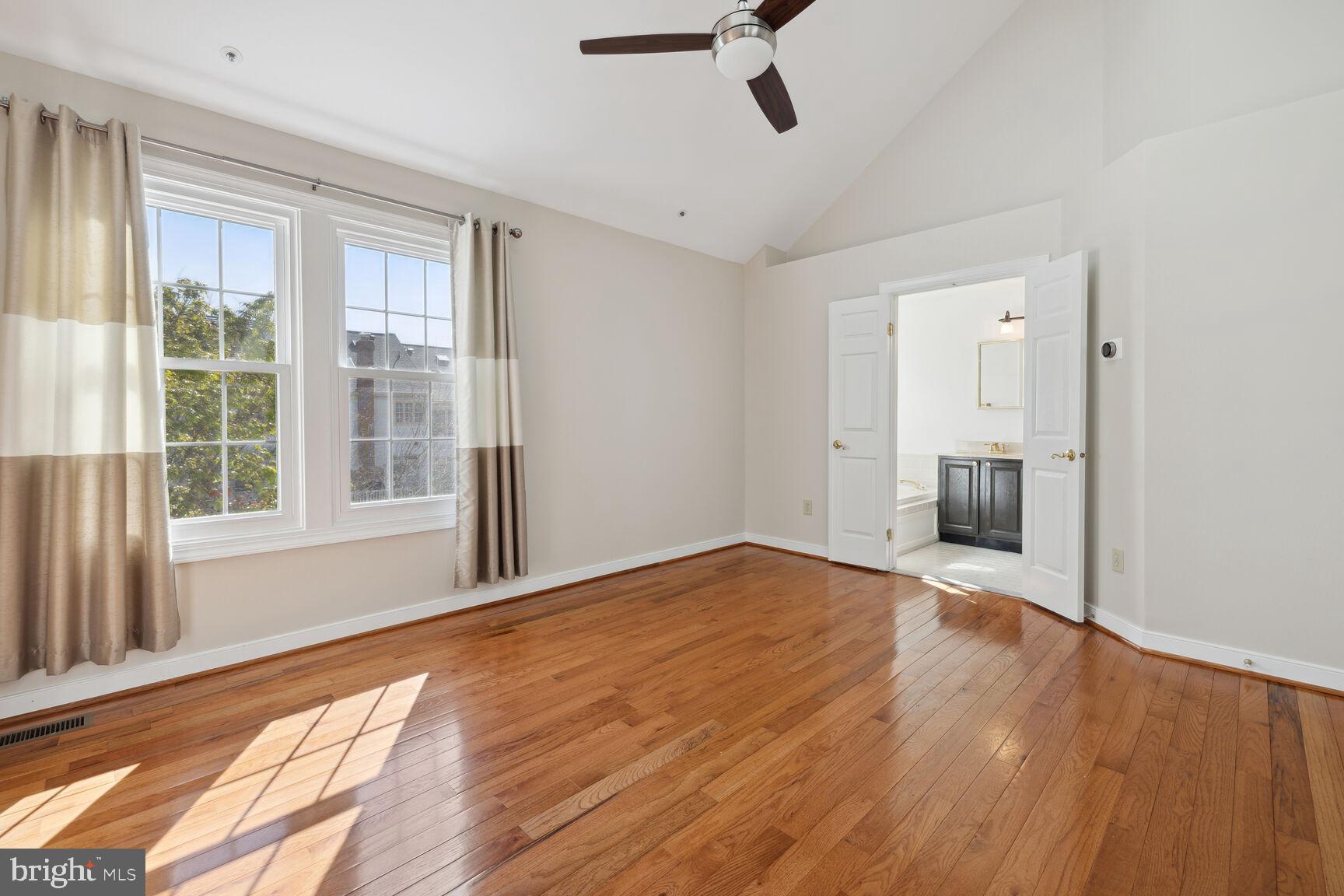 QUINCE ORCHARD KNOLLS - Residential Lease