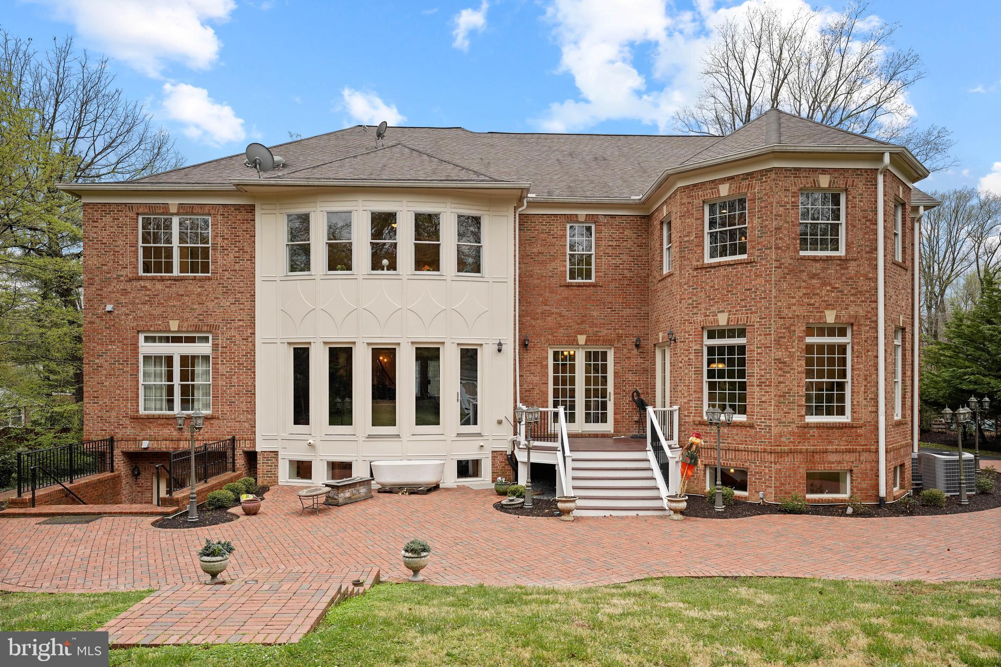 MILL CREEK PARK - Residential