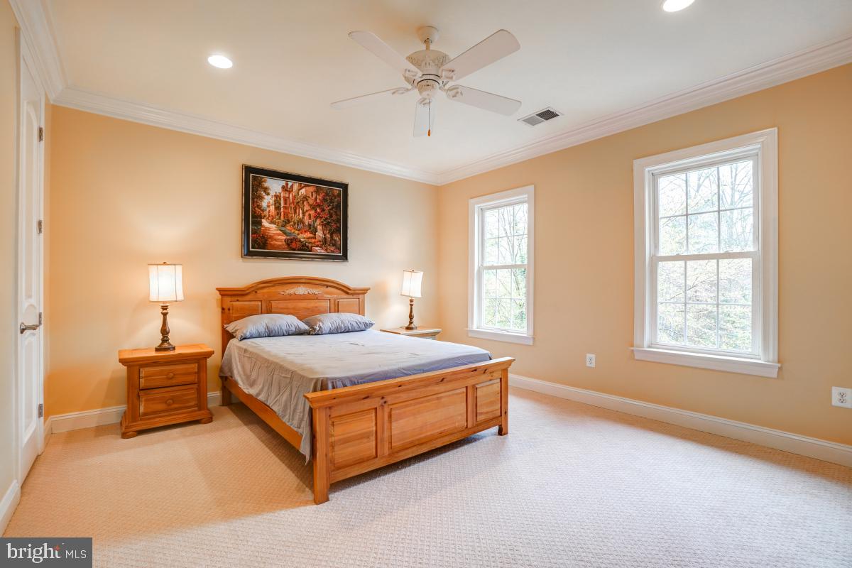 MILL CREEK PARK - Residential