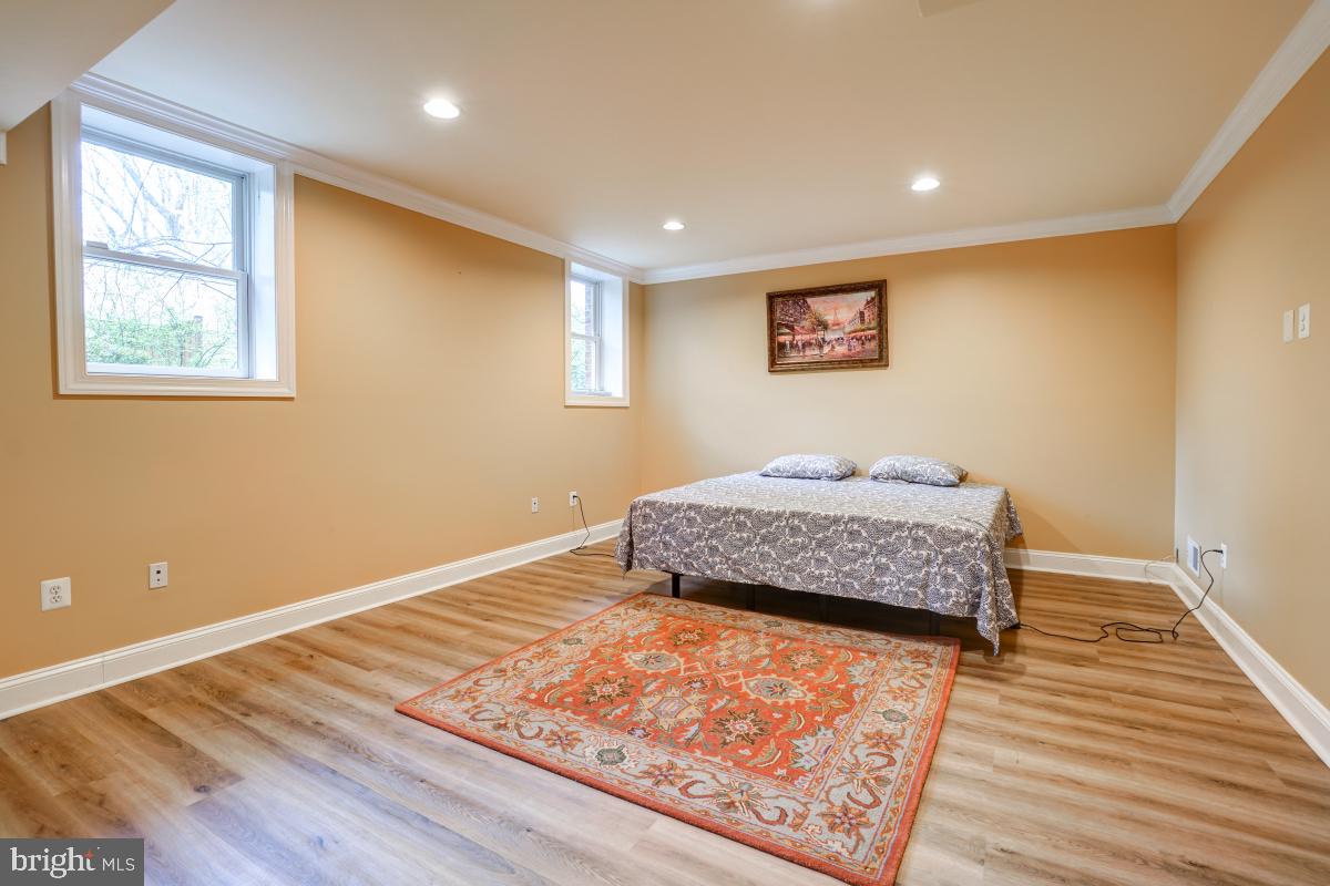 MILL CREEK PARK - Residential