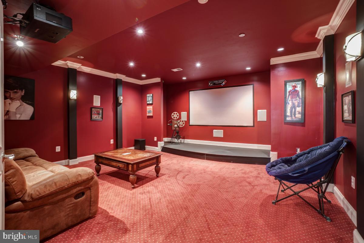 MILL CREEK PARK - Residential