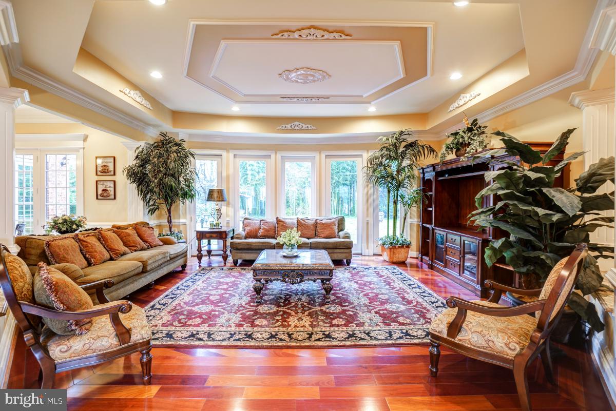 MILL CREEK PARK - Residential