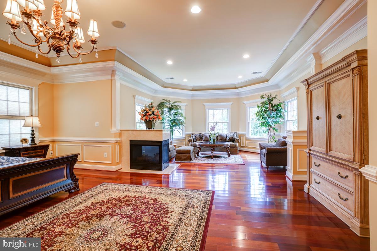 MILL CREEK PARK - Residential