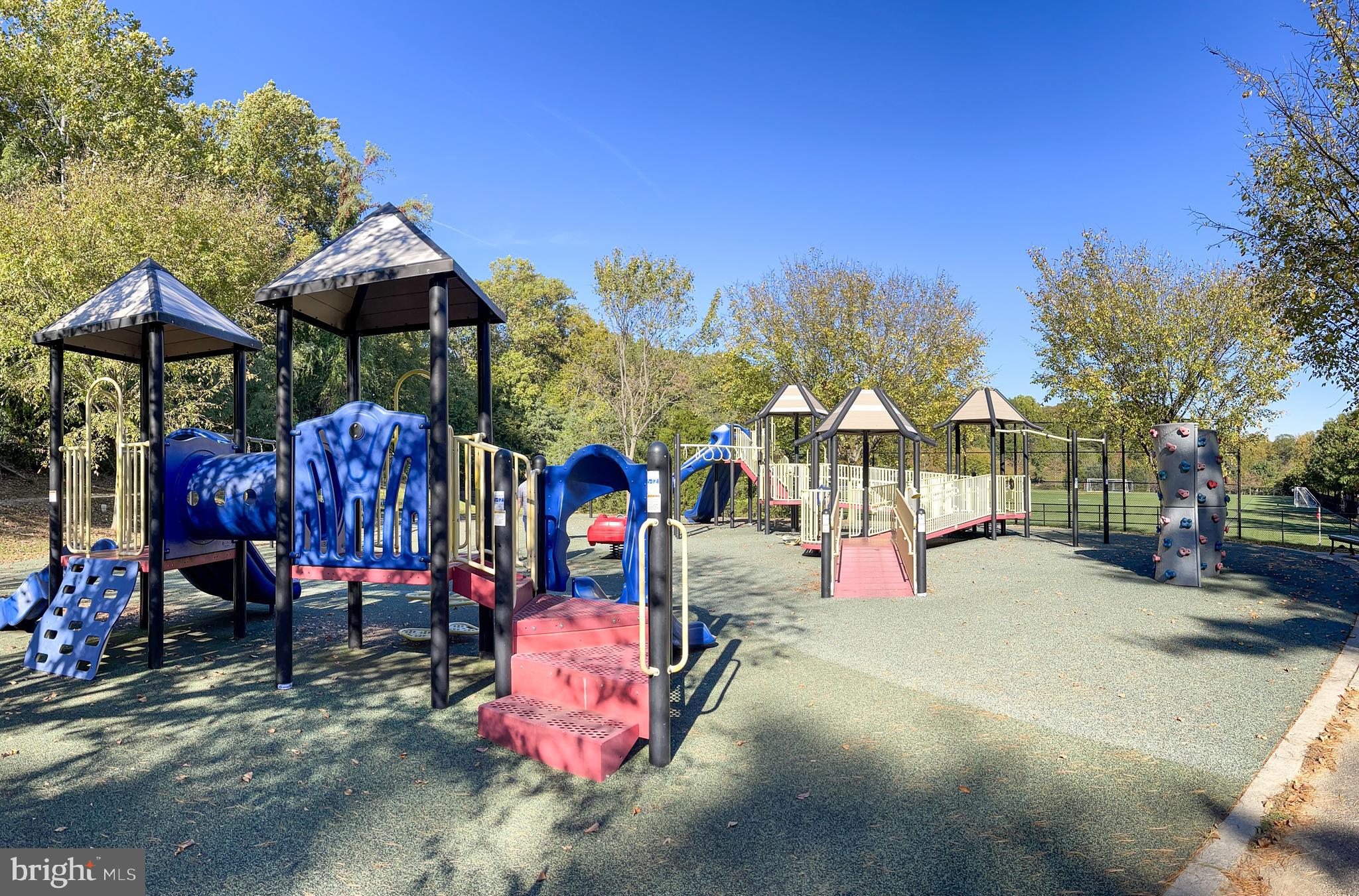 NORTH HILL - Residential