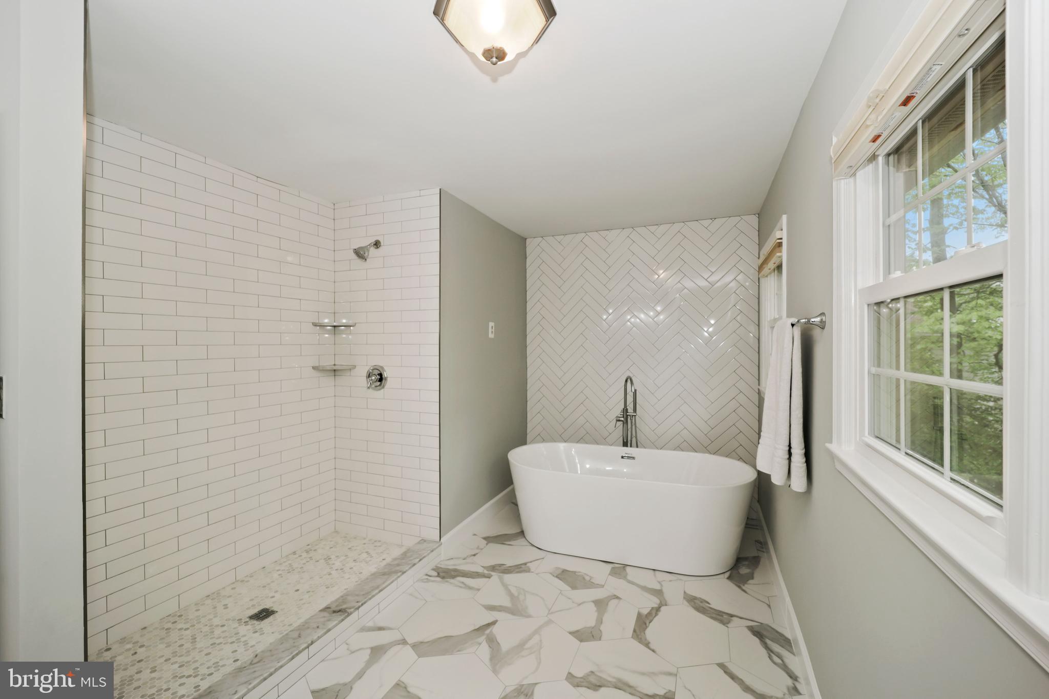 NORTH HILL - Residential