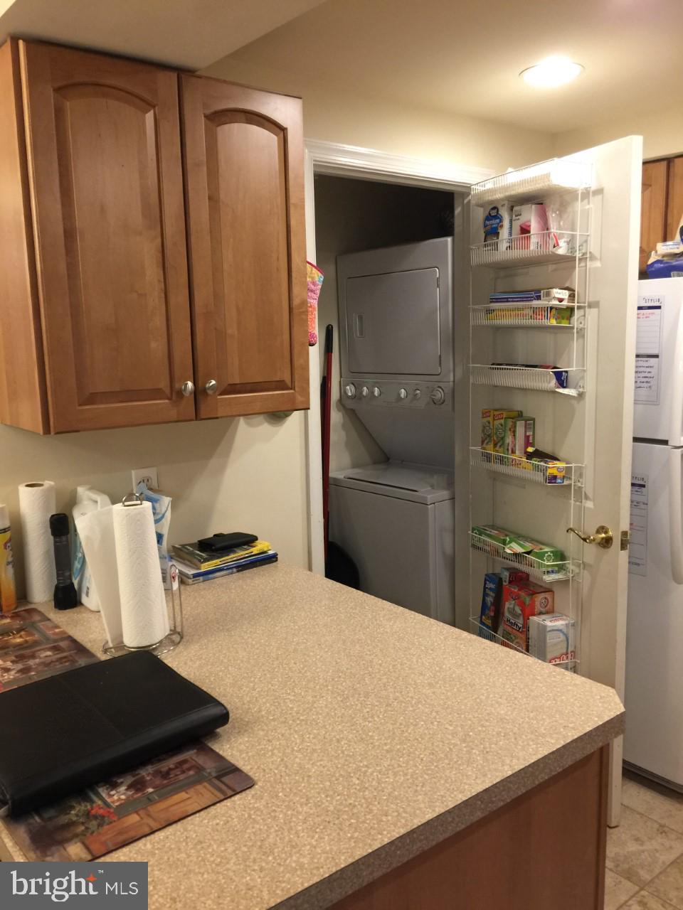 HAMPTON HOUSE - Residential Lease