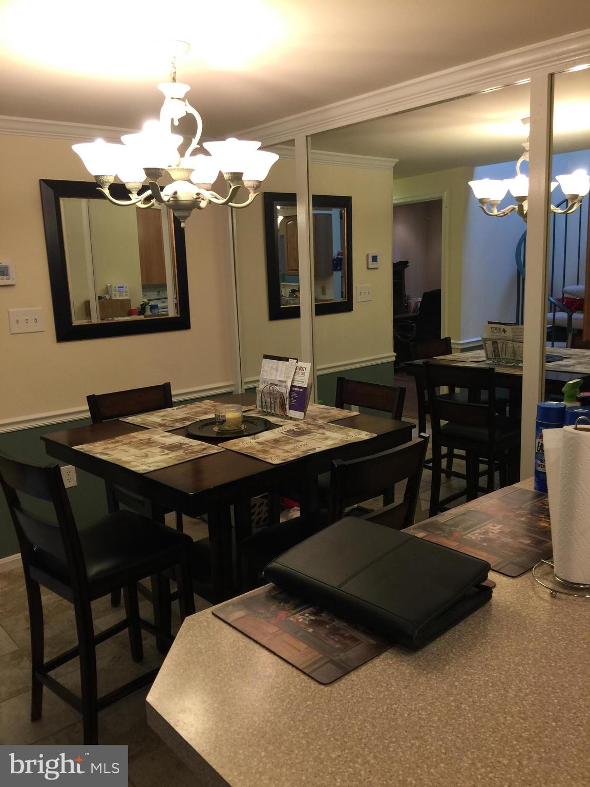 HAMPTON HOUSE - Residential Lease