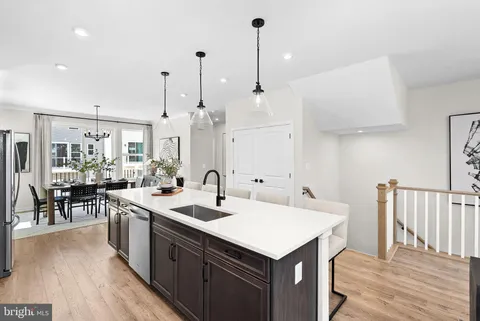 54320 Mystic Maroon Terrace, Ashburn, VA 20147 - MLS#: VALO2114328