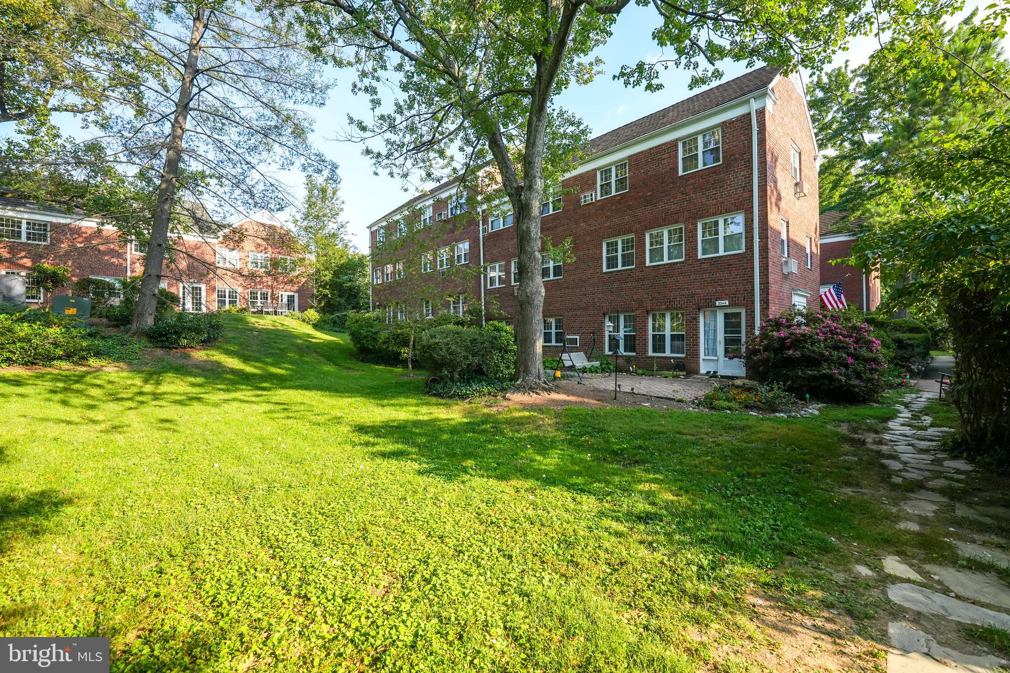 PARK  FAIRFAX - Residential