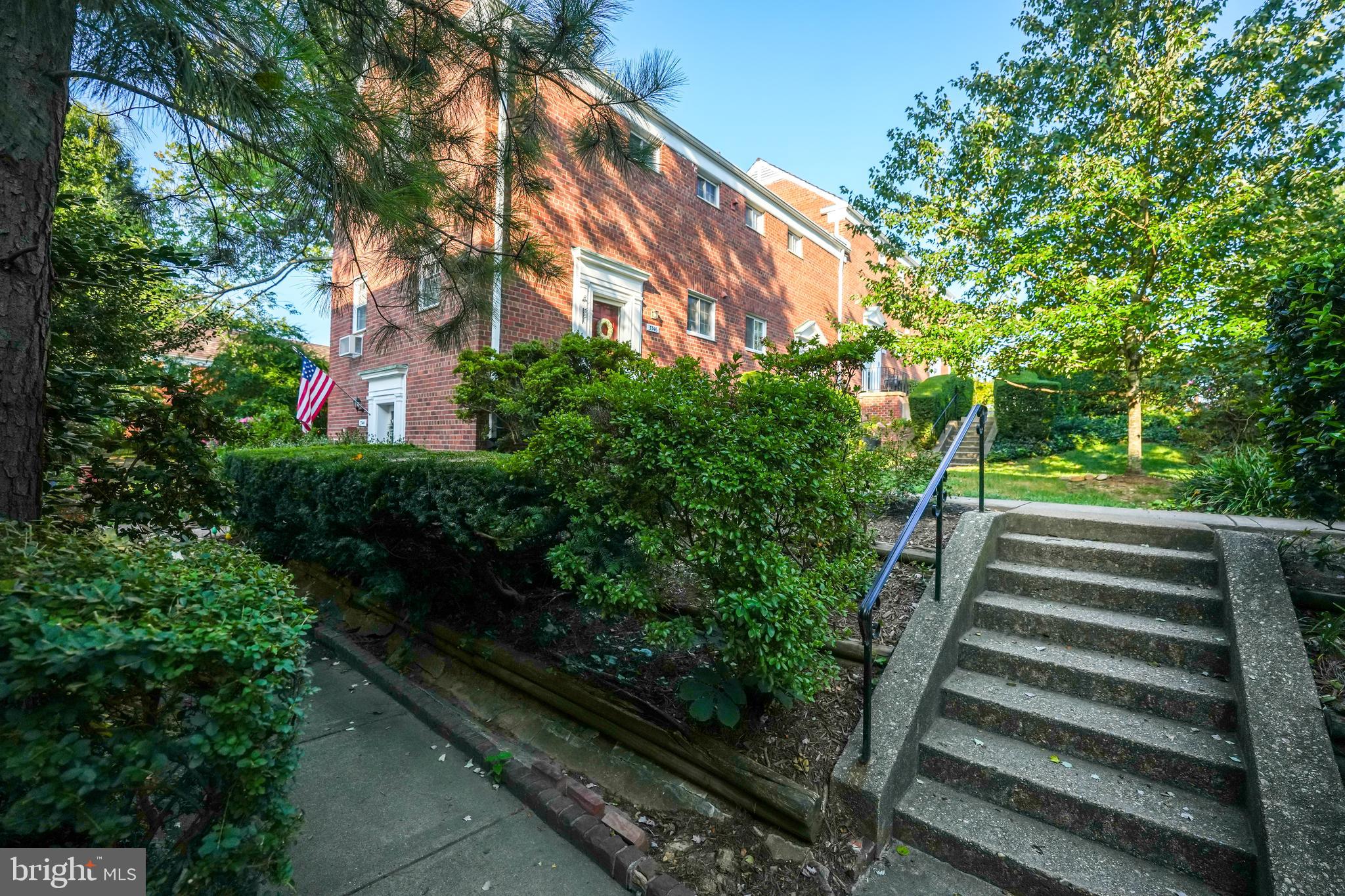 PARK  FAIRFAX - Residential