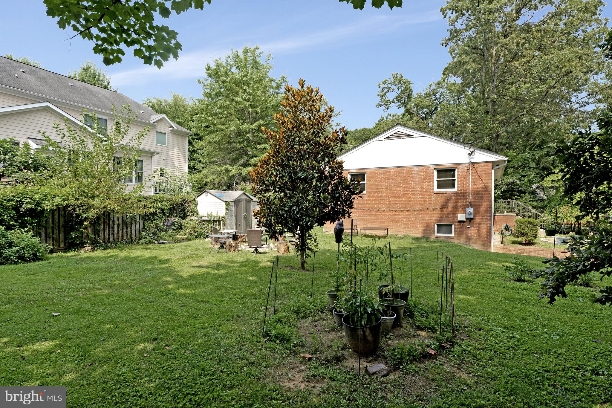 EL NIDO - Residential Lease