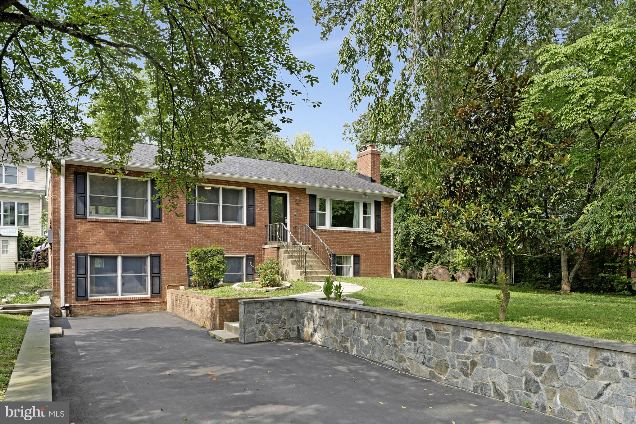 EL NIDO - Residential Lease