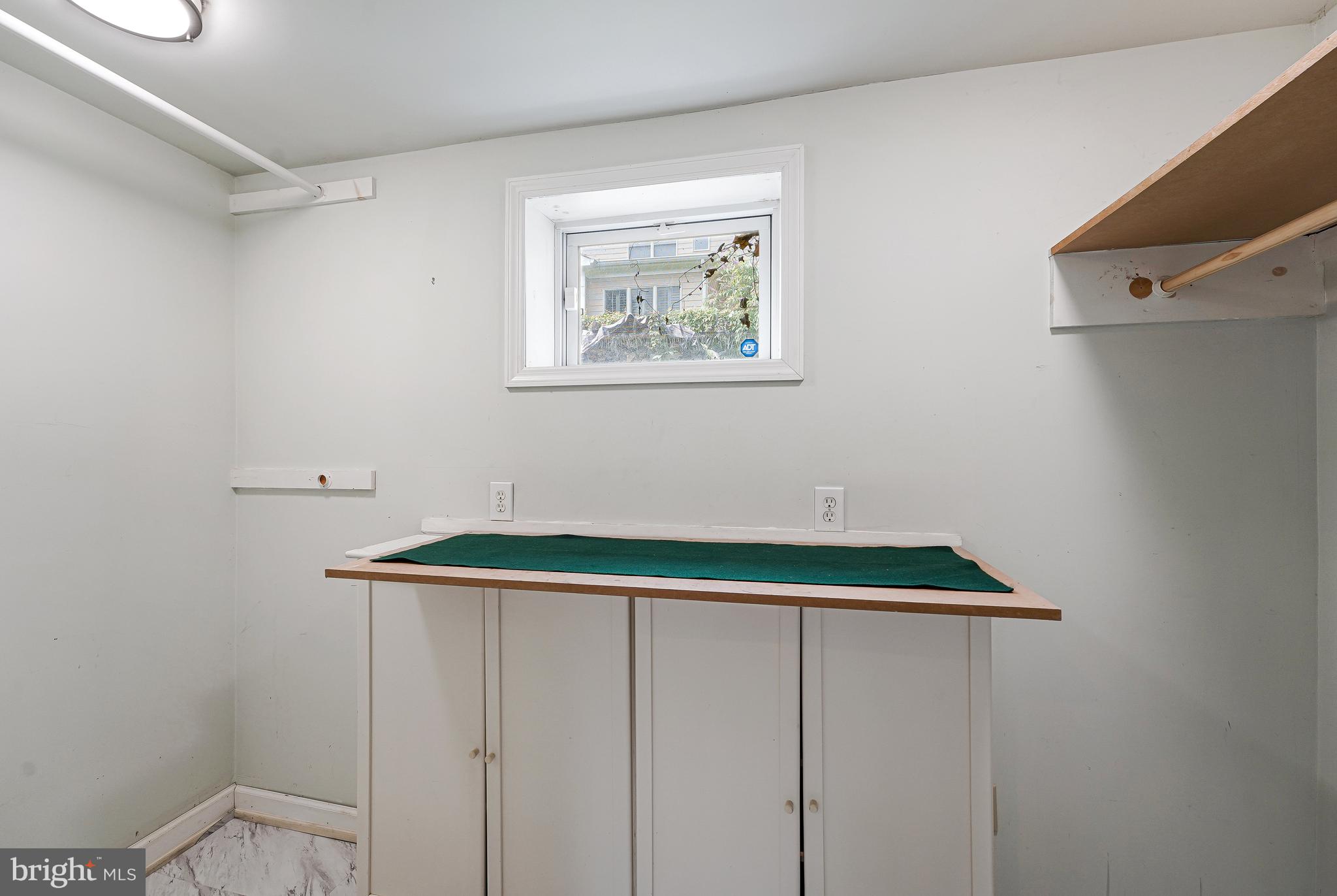 EL NIDO - Residential Lease