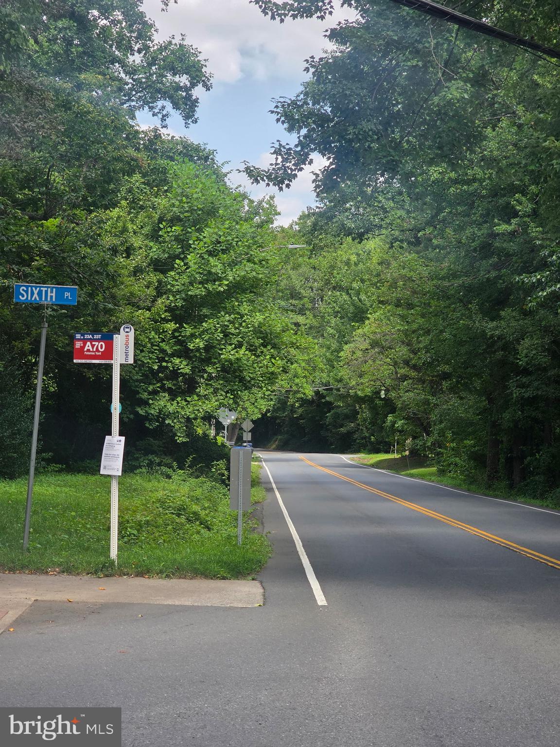 EL NIDO - Residential Lease