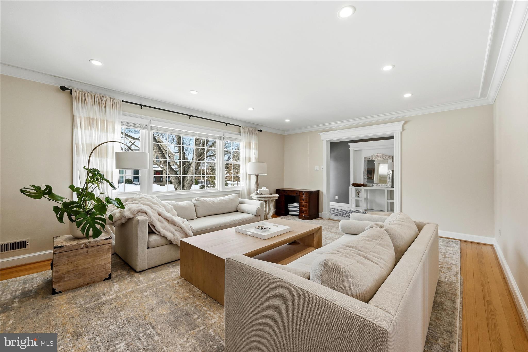 MCLEAN KNOLLS - Residential