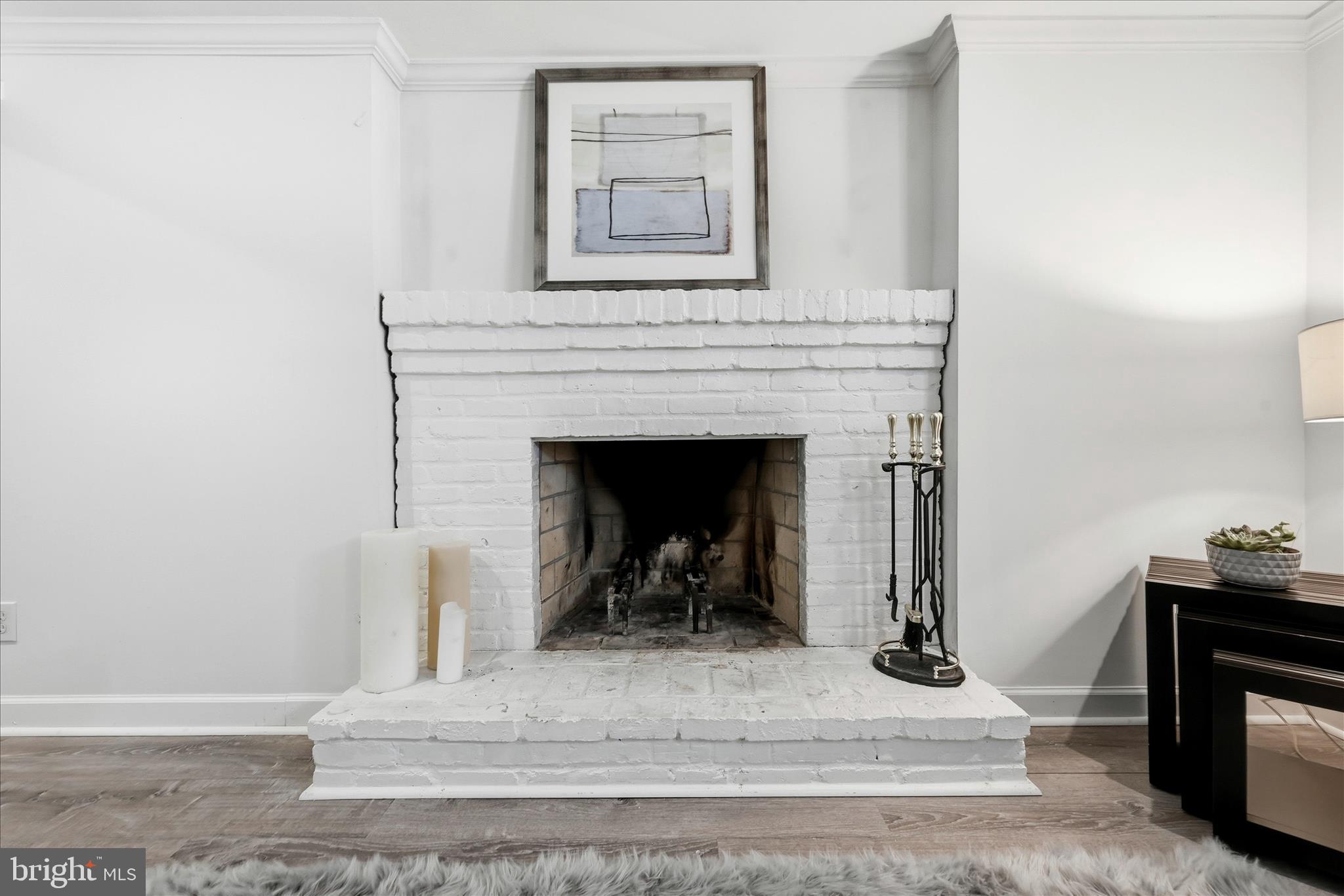 MCLEAN KNOLLS - Residential