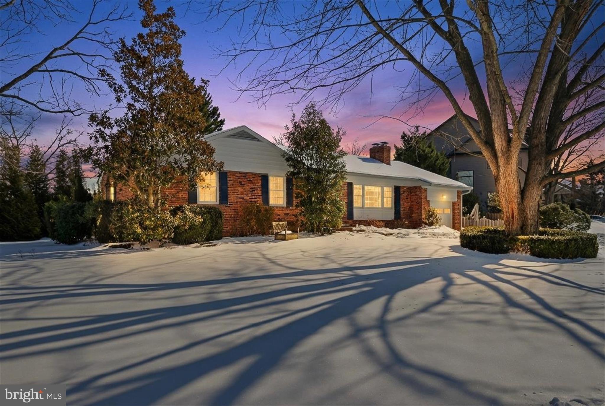 MCLEAN KNOLLS - Residential