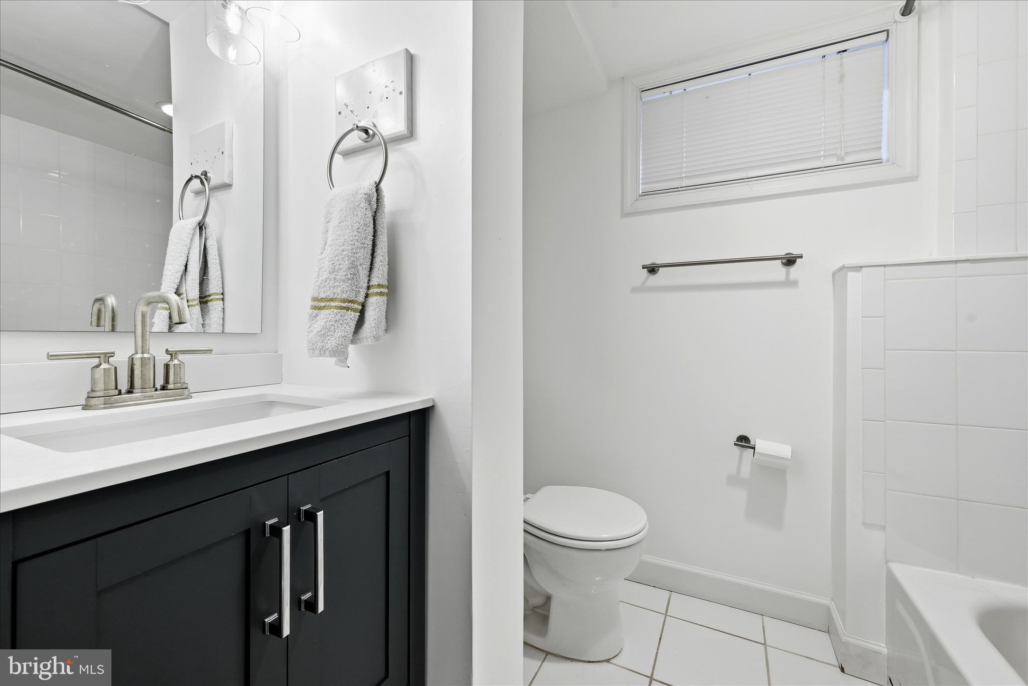 MCLEAN KNOLLS - Residential