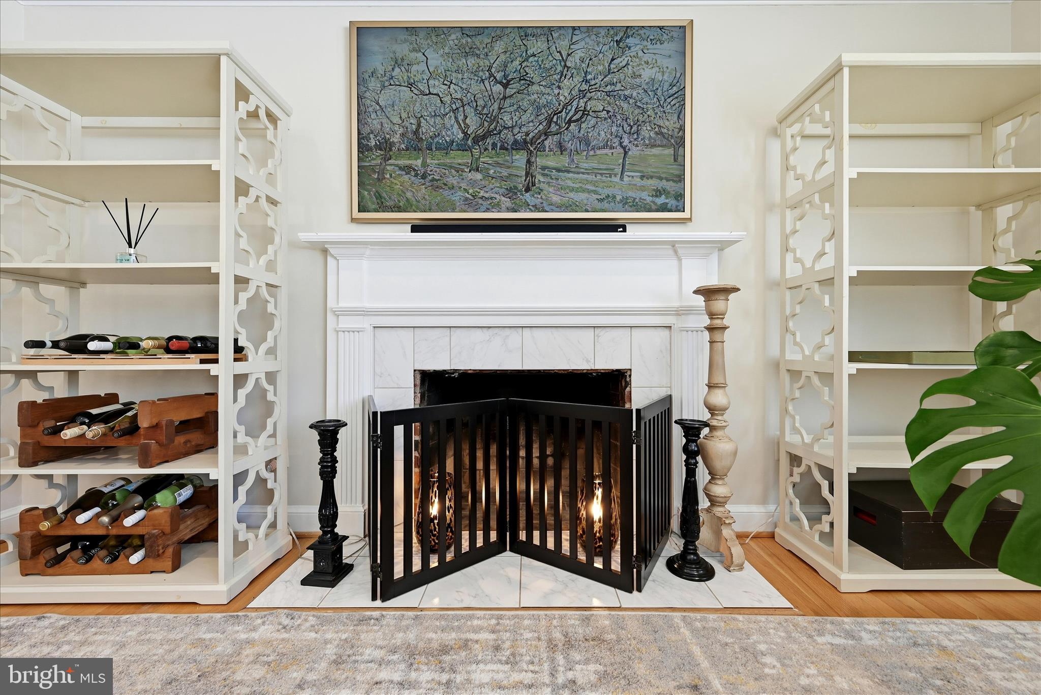 MCLEAN KNOLLS - Residential