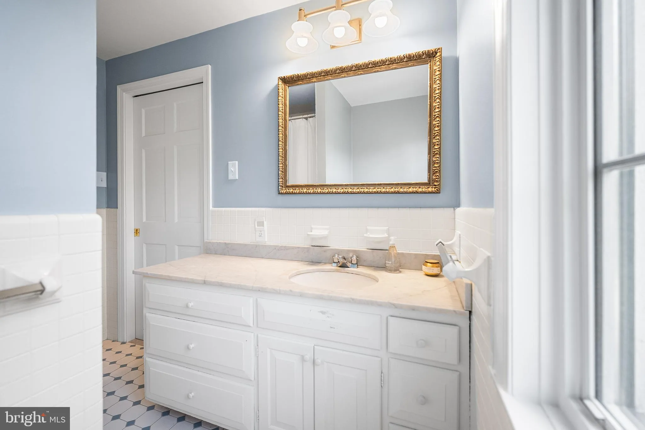 Berwyn, Pennsylvania 19312, United States, 5 Bedrooms Bedrooms, ,5 BathroomsBathrooms,Residential,Active,168812