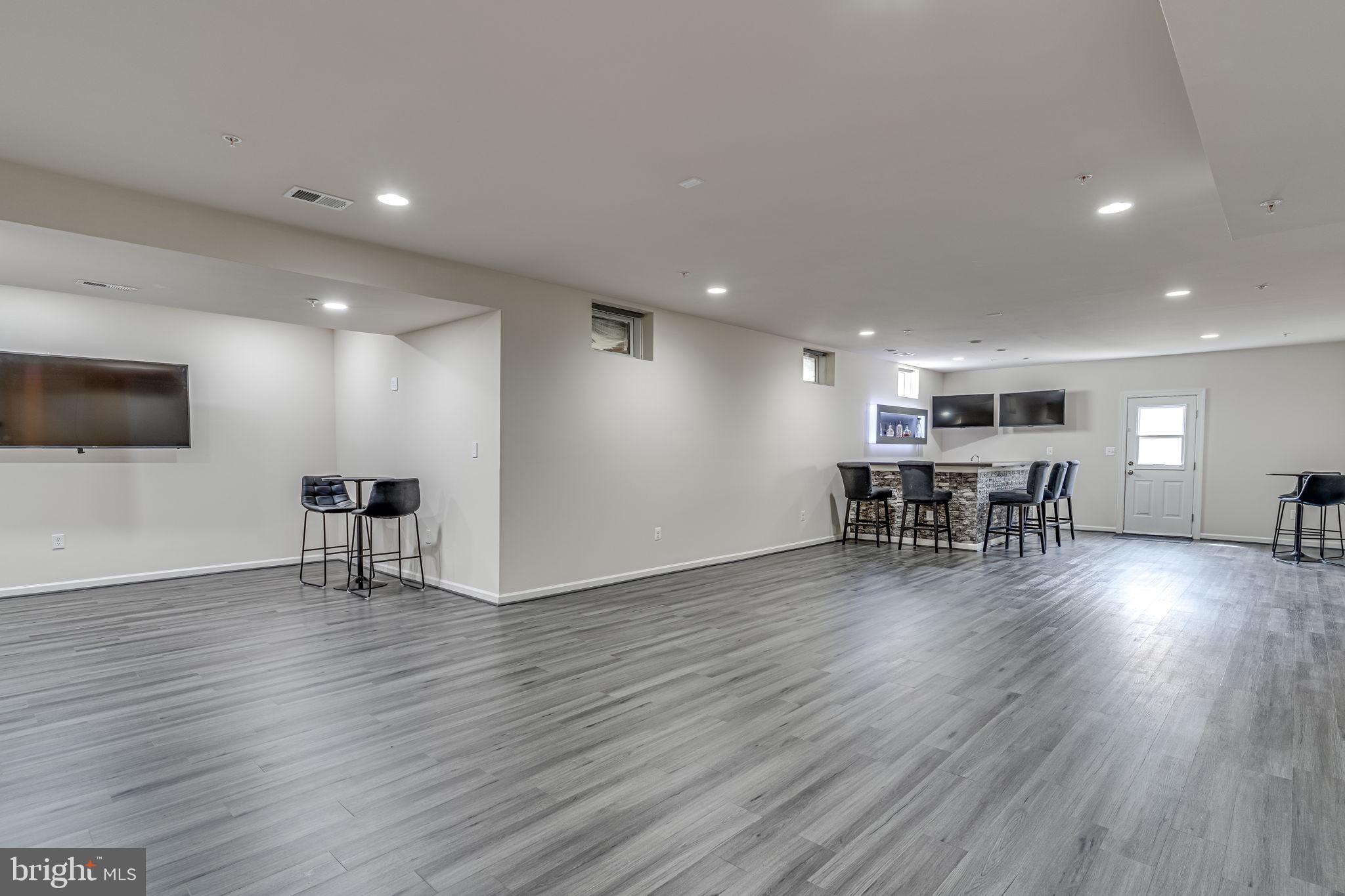 SMITH HOME FARM - Residential