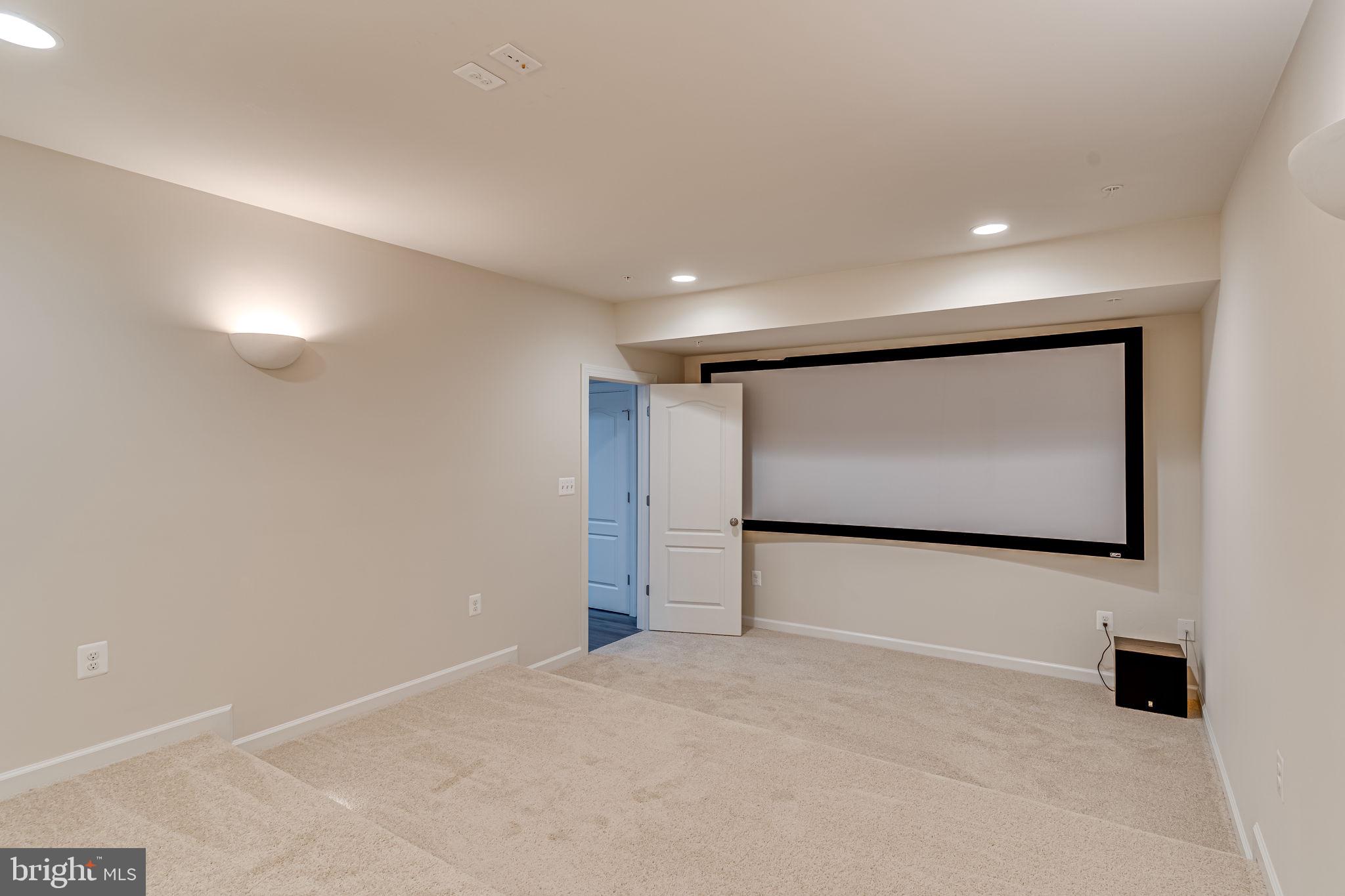 SMITH HOME FARM - Residential