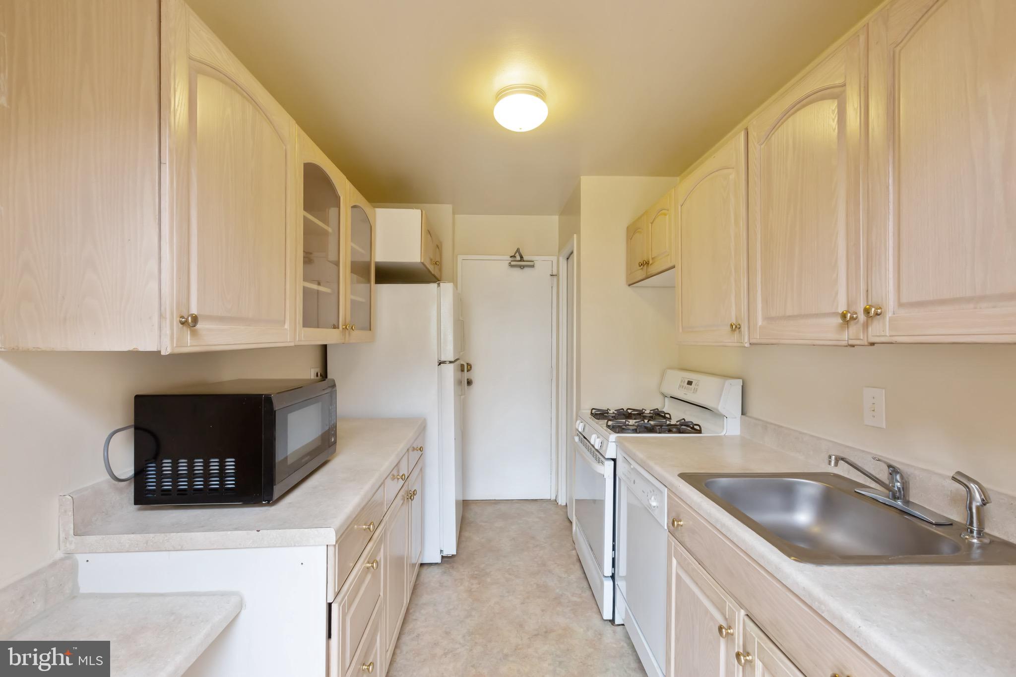 PARK SUTTON CODM - Residential Lease