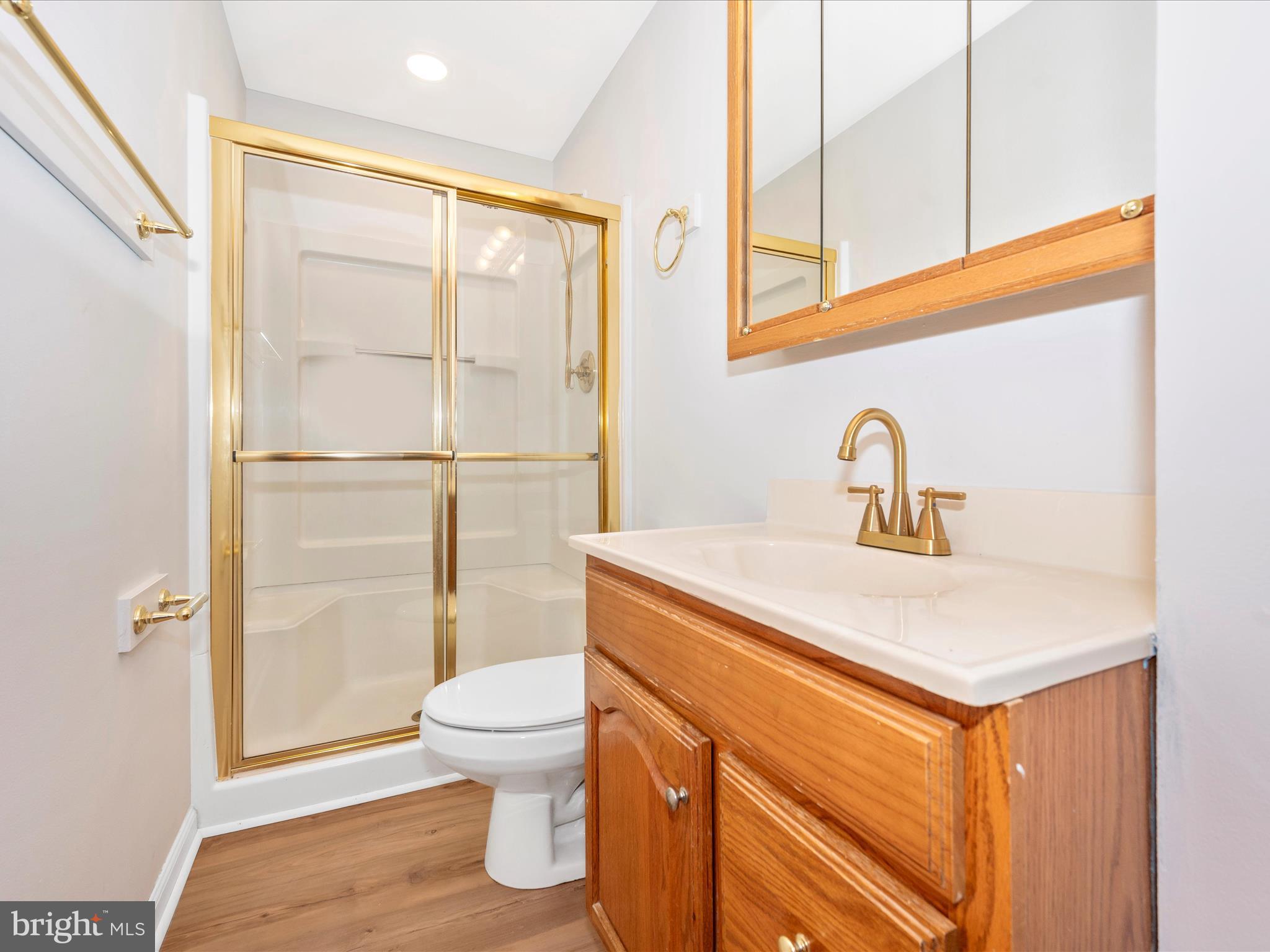 AMBER MEADOWS - Residential Lease