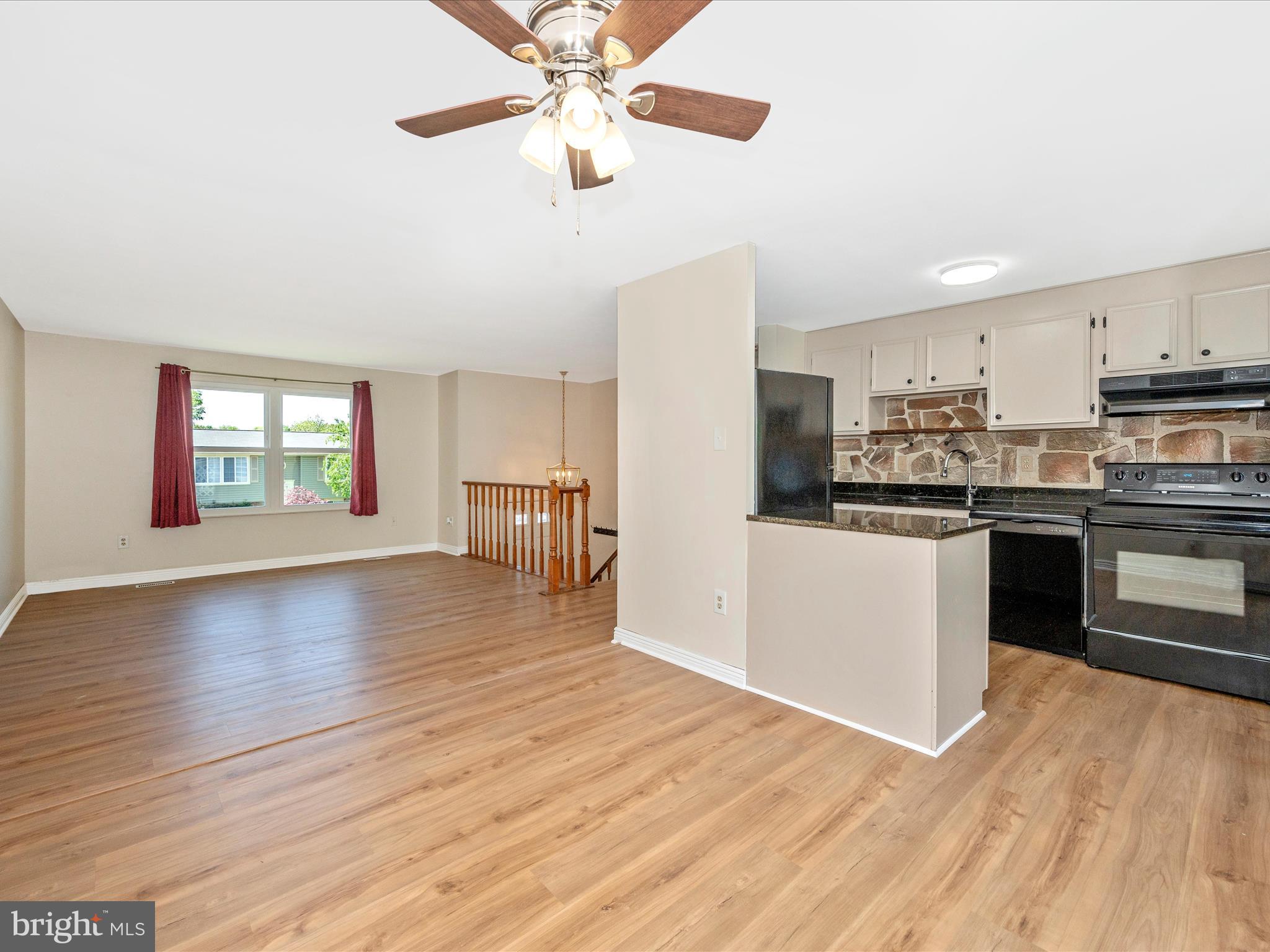 AMBER MEADOWS - Residential Lease