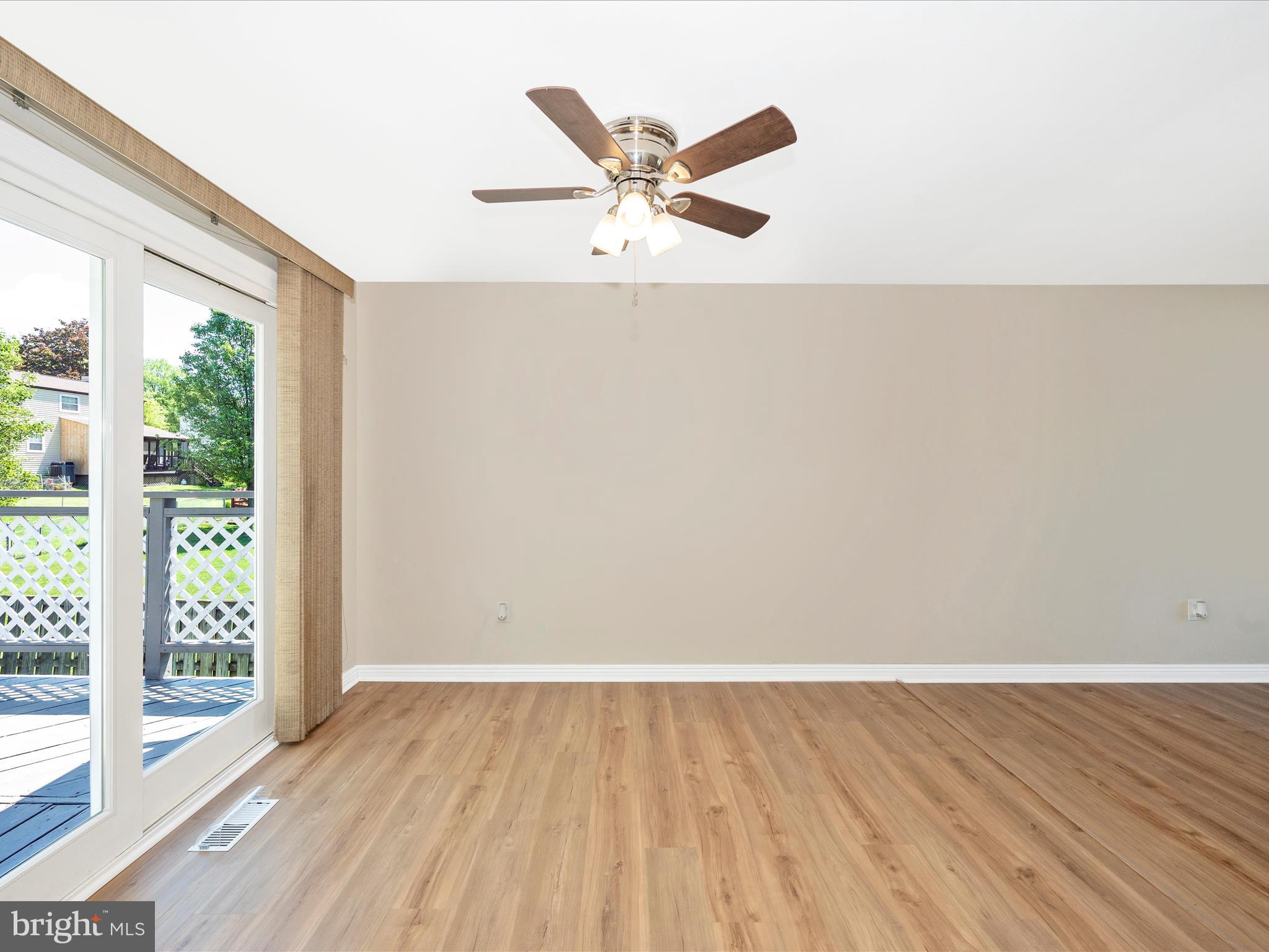 AMBER MEADOWS - Residential Lease