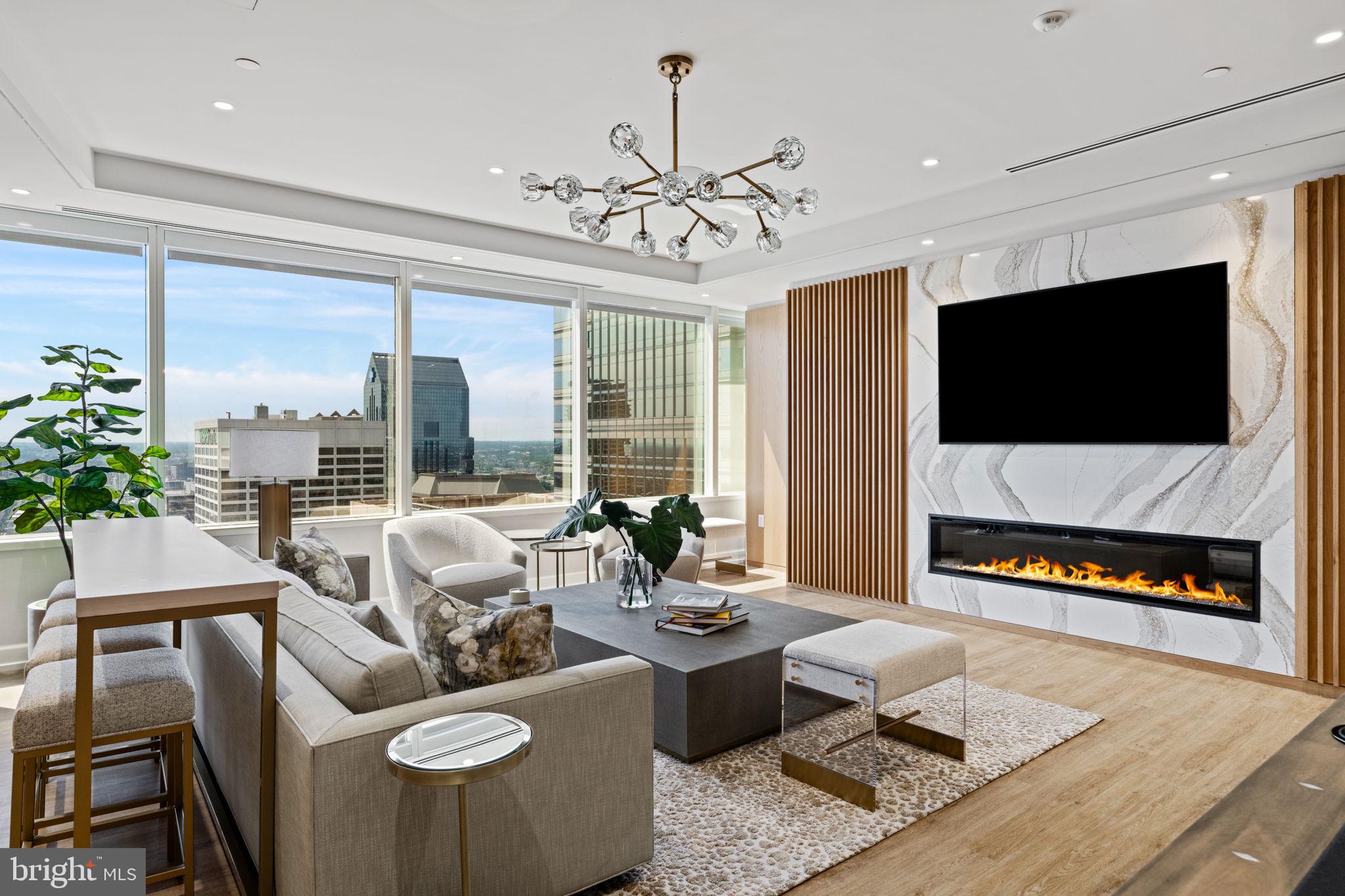 RITTENHOUSE SQUARE - Residential