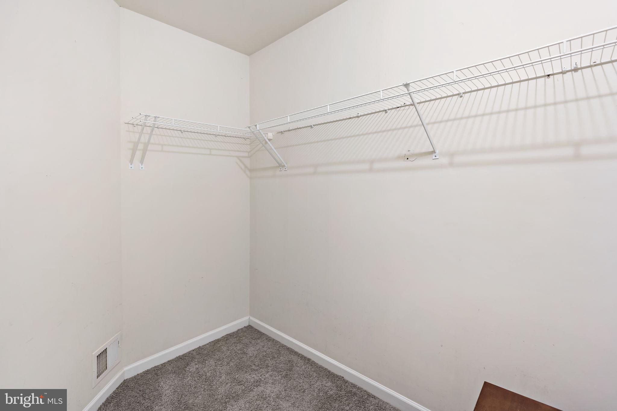 WOLFORD WOODS - Residential