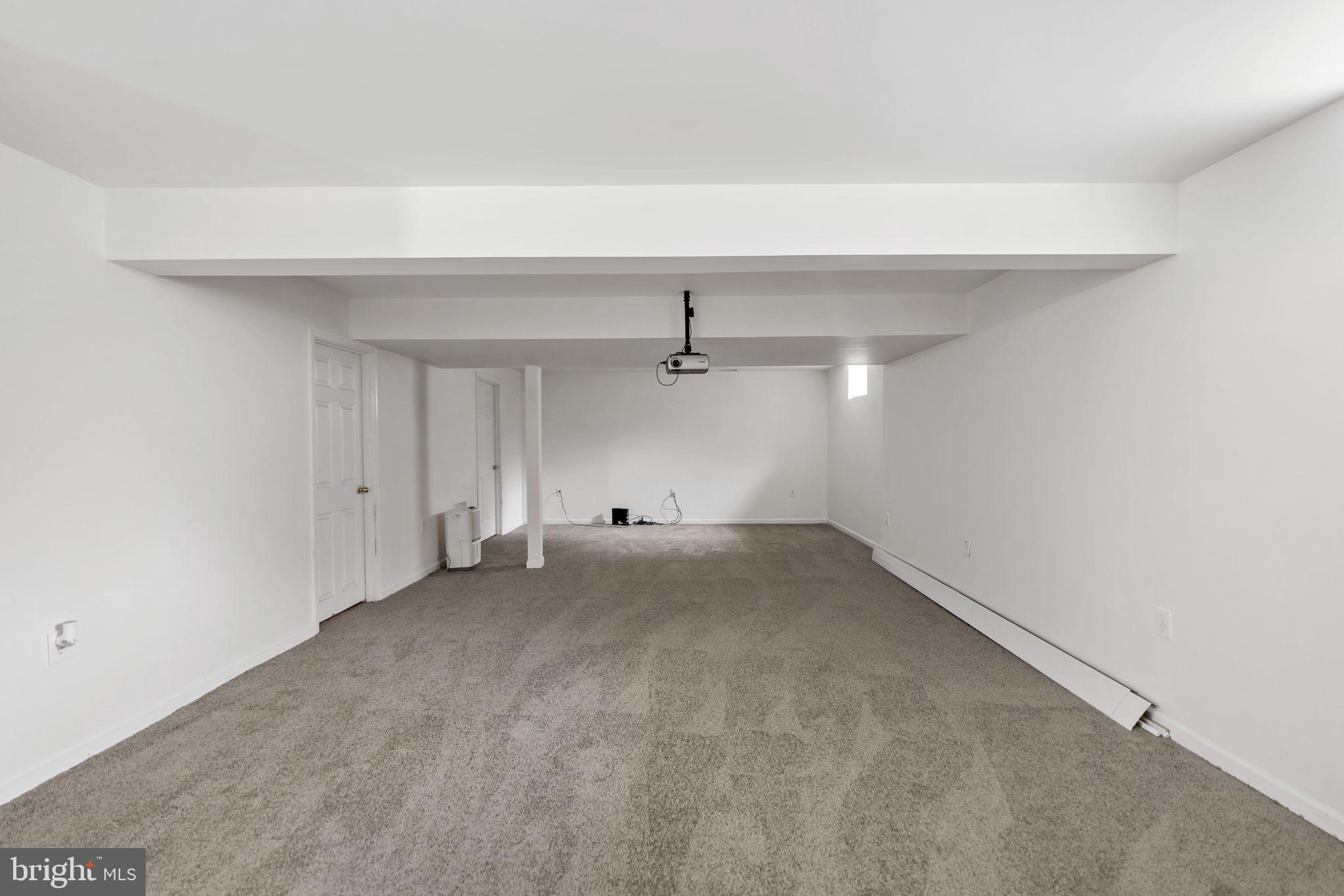 WOLFORD WOODS - Residential