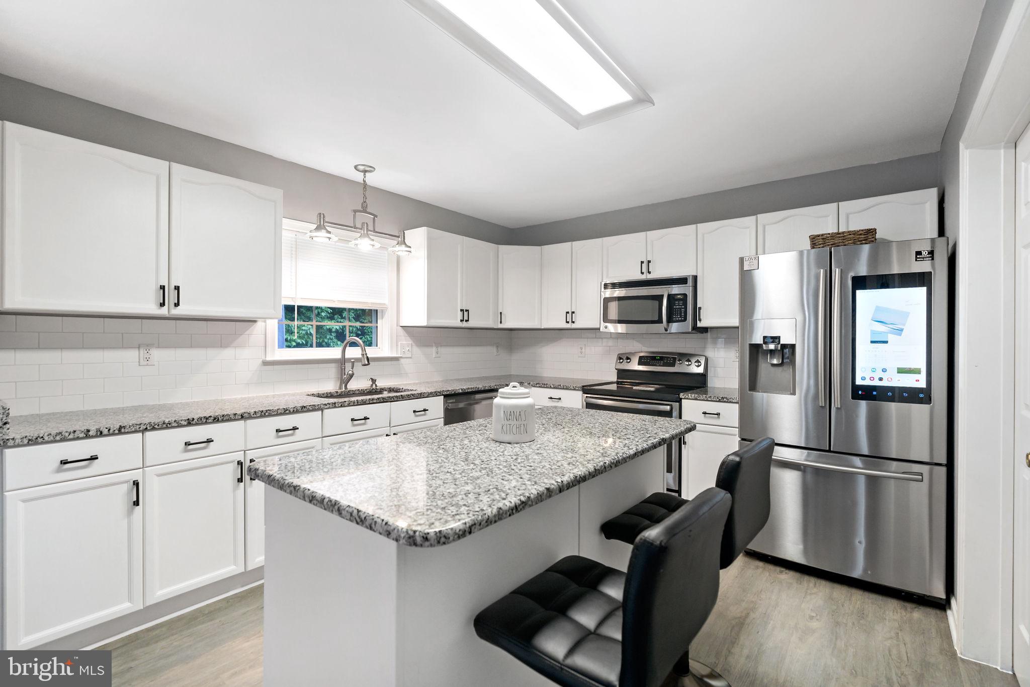 WOLFORD WOODS - Residential