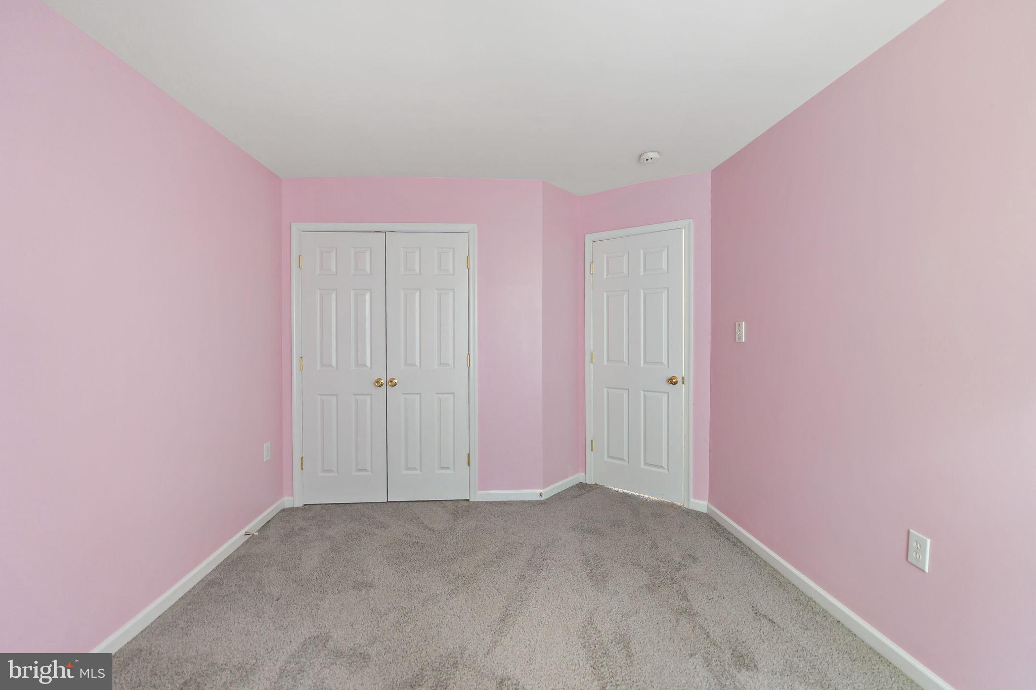 WOLFORD WOODS - Residential