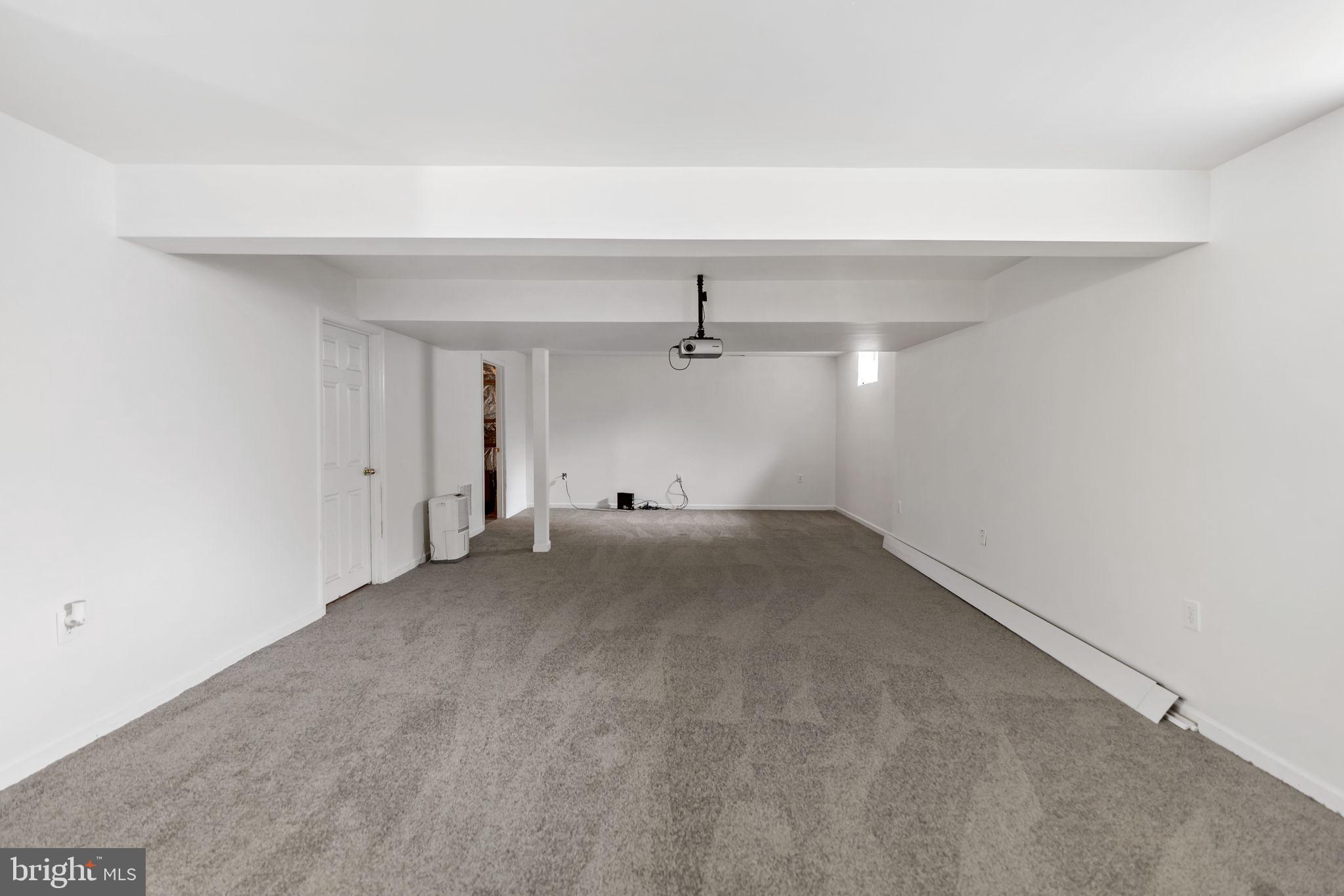 WOLFORD WOODS - Residential