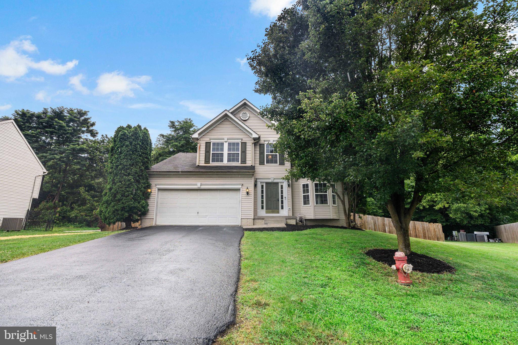 WOLFORD WOODS - Residential