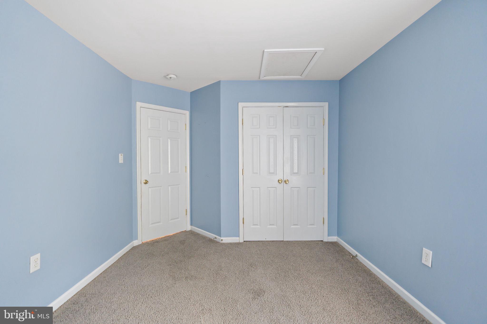 WOLFORD WOODS - Residential