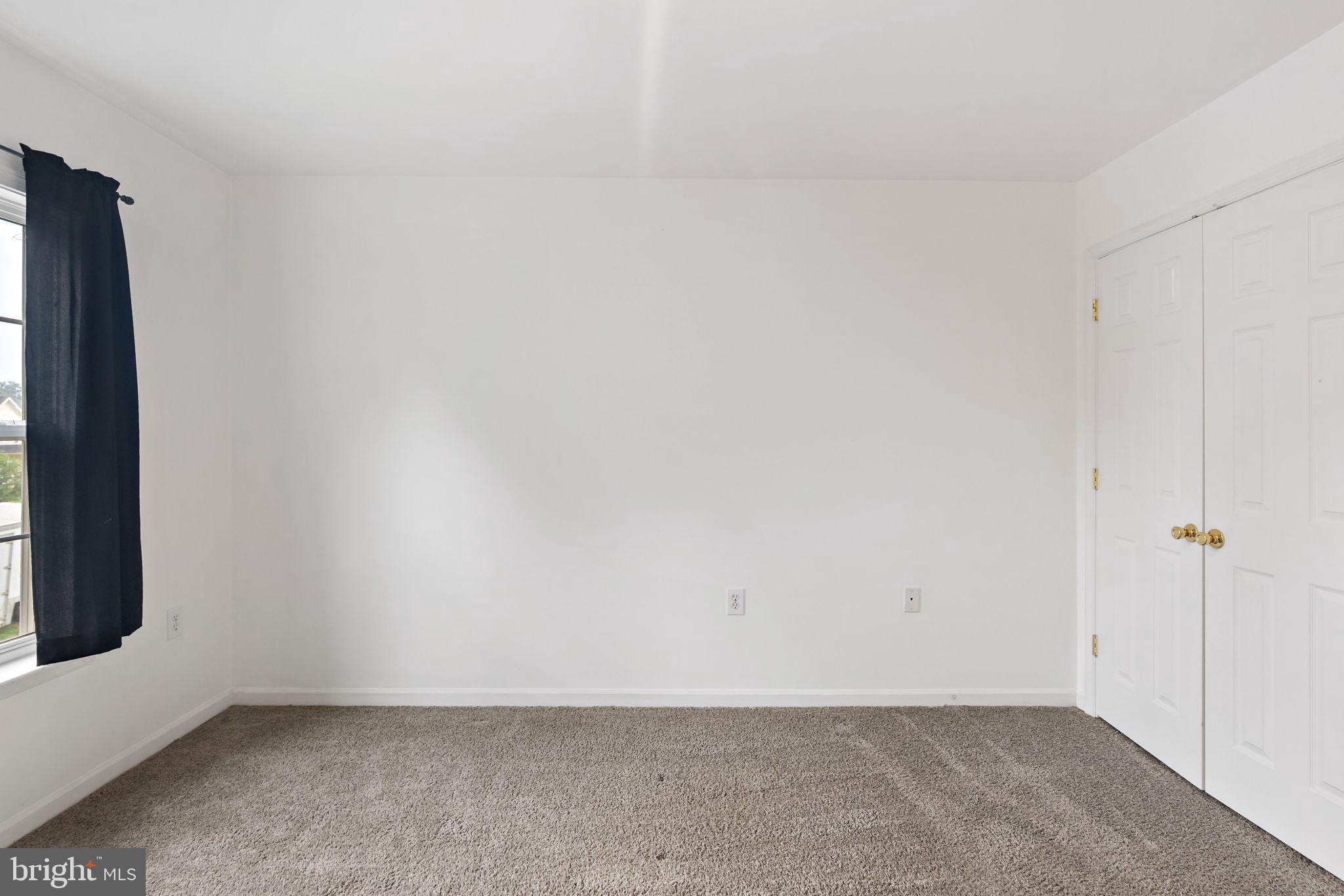 WOLFORD WOODS - Residential