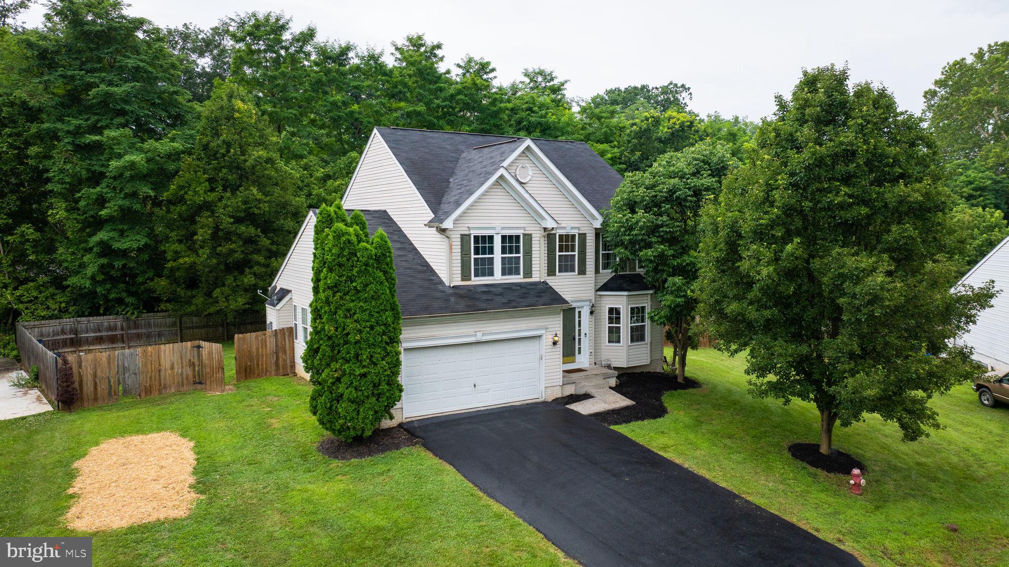 WOLFORD WOODS - Residential